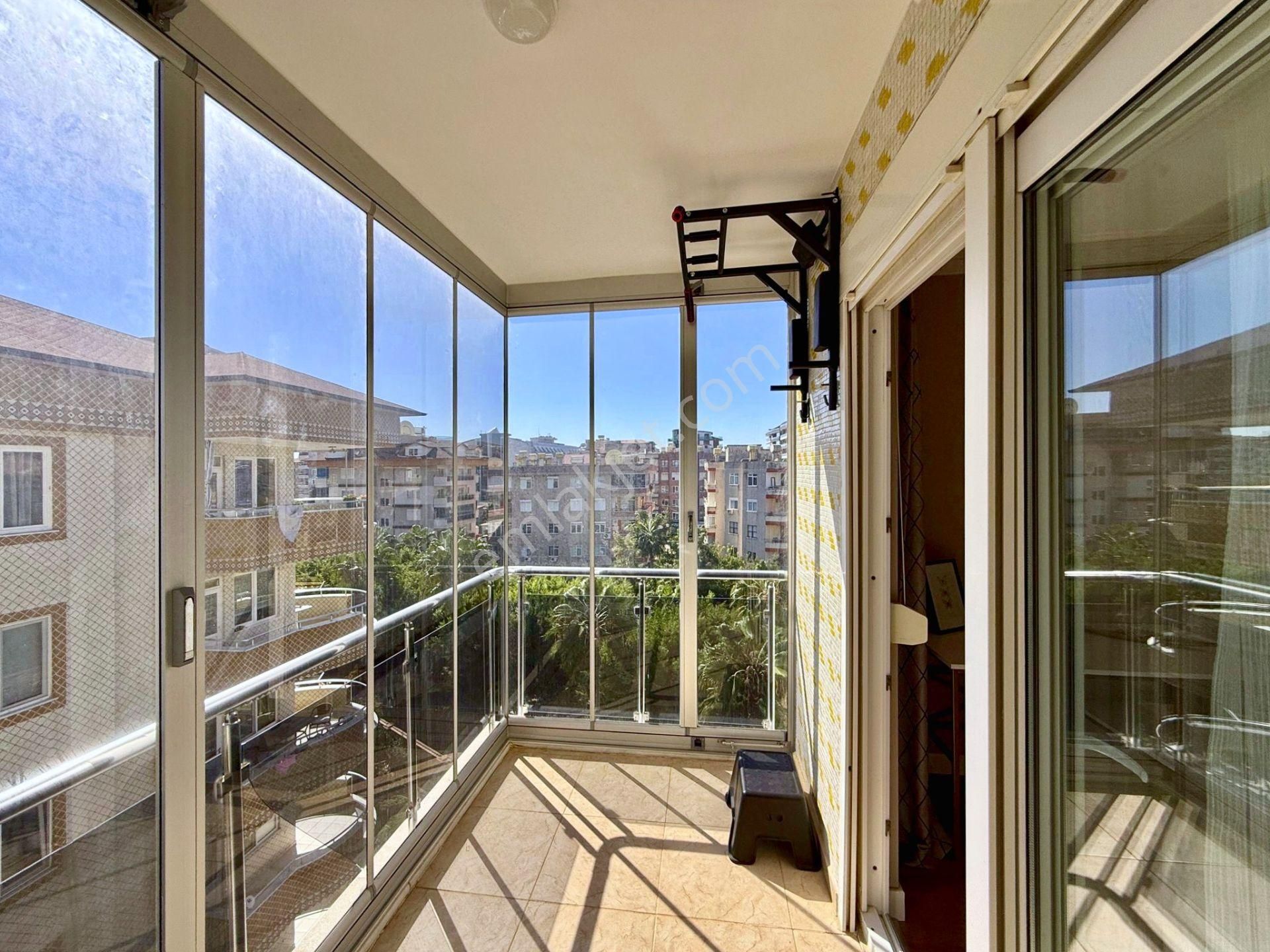 Alanya Oba'da Denize 100 M Mesafede Havuzlu Sitede 3+1 Dubleks - Görsel 30