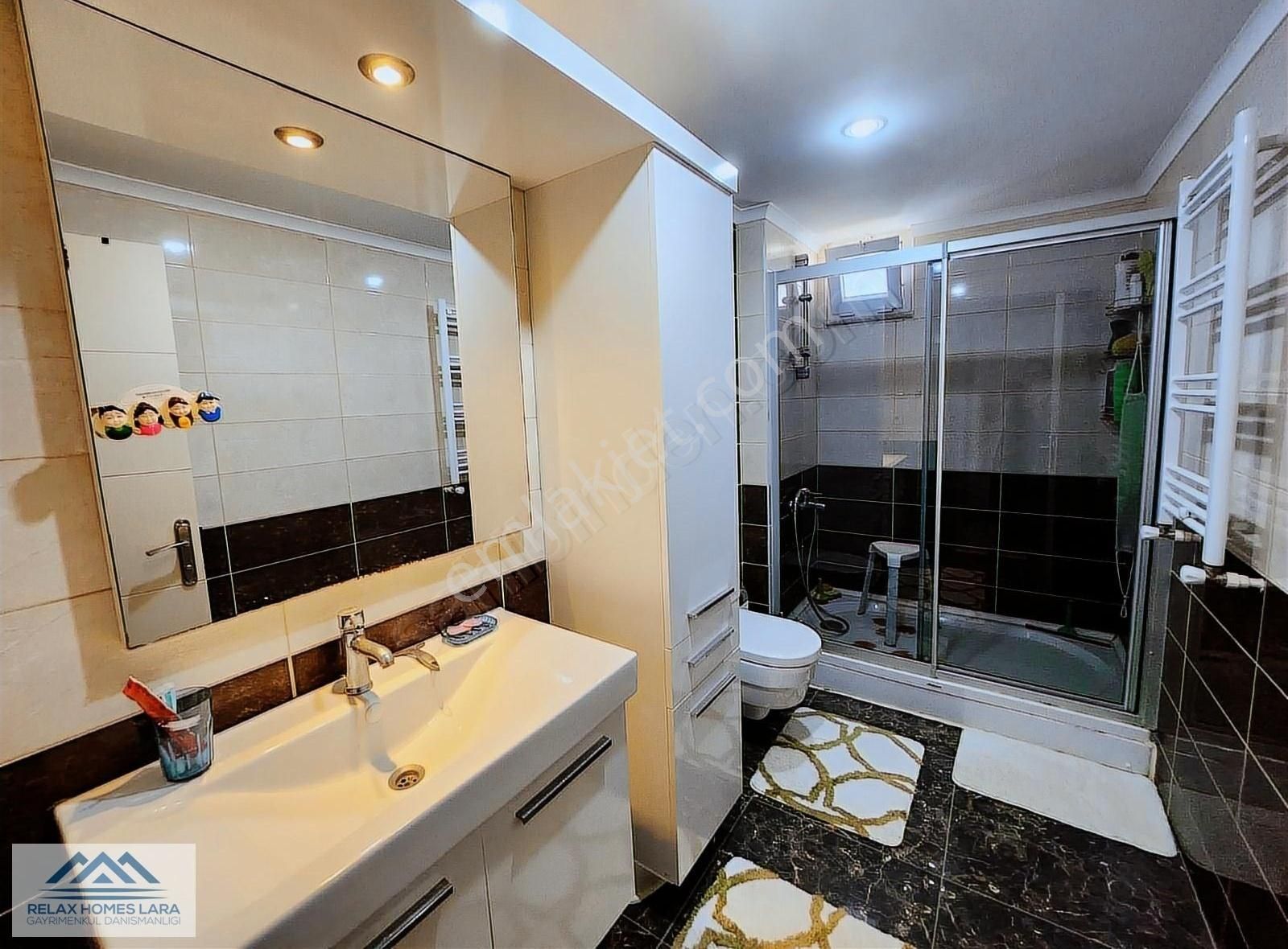 Güzeloba'da Site İçerisinde Deniz Manzaralı 3+1 Satılık Daire - Görsel 17