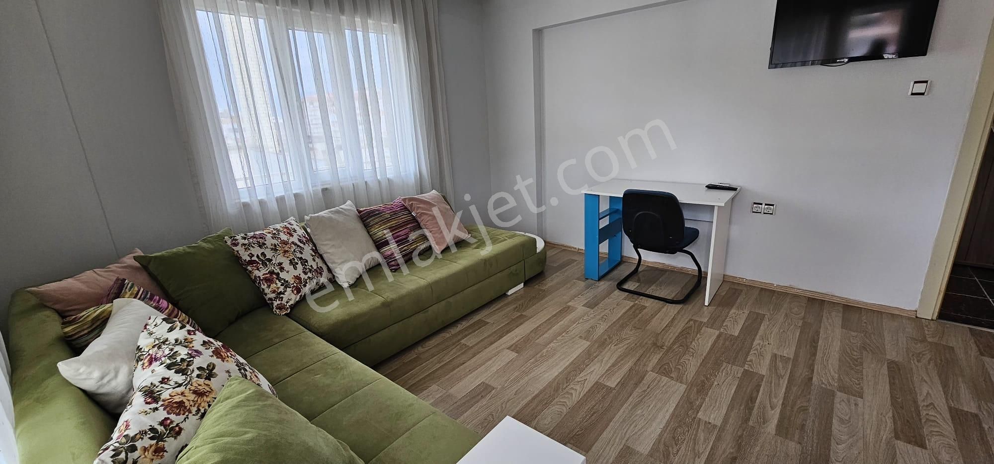 İsabeyli Atatürk Bulvarında Homeless Cafe Üstünde Kiralık Daire