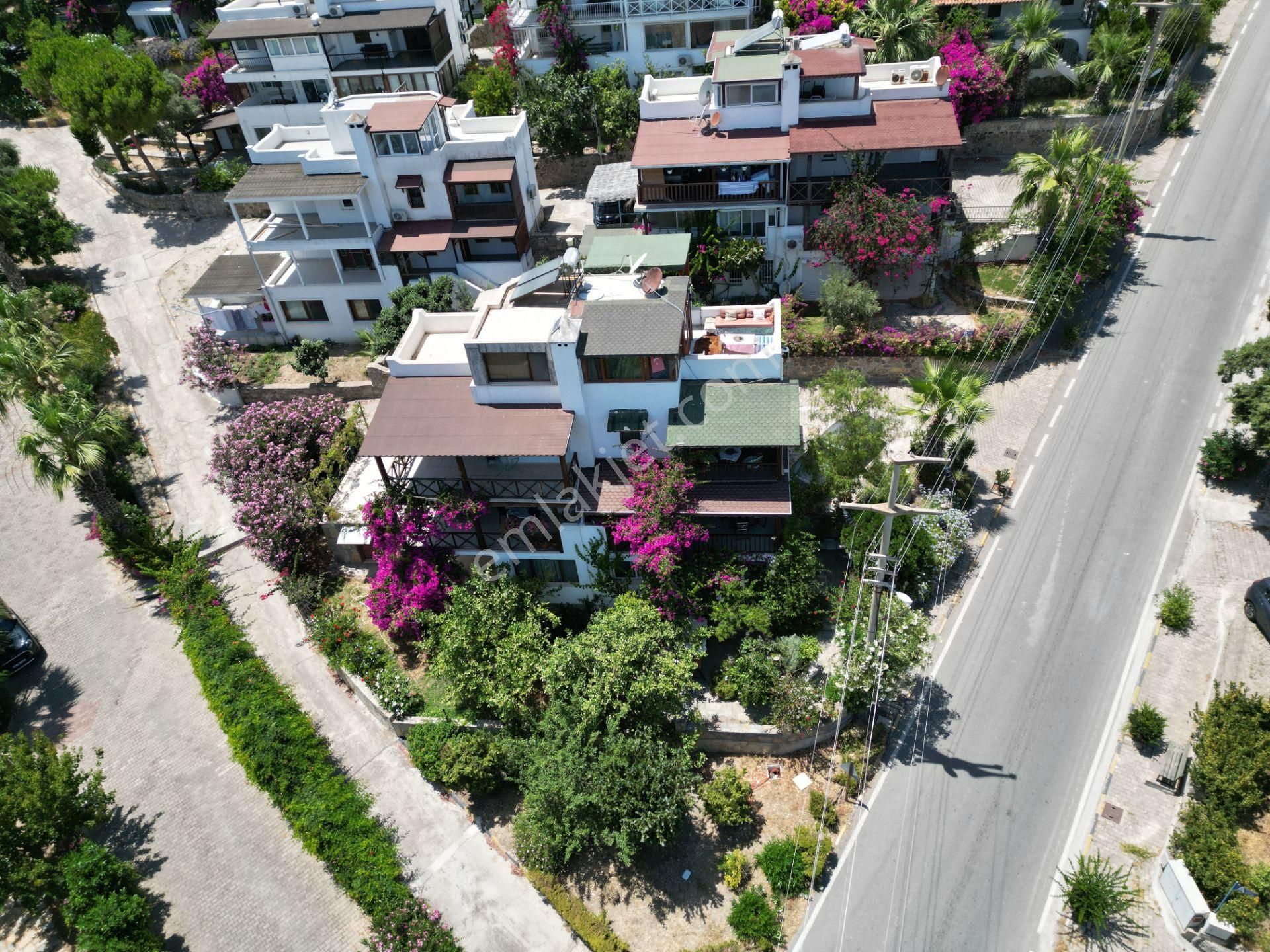Bodrum Gündoğan Farilyada Satılık 5+2 Köşe Villa - Görsel 2