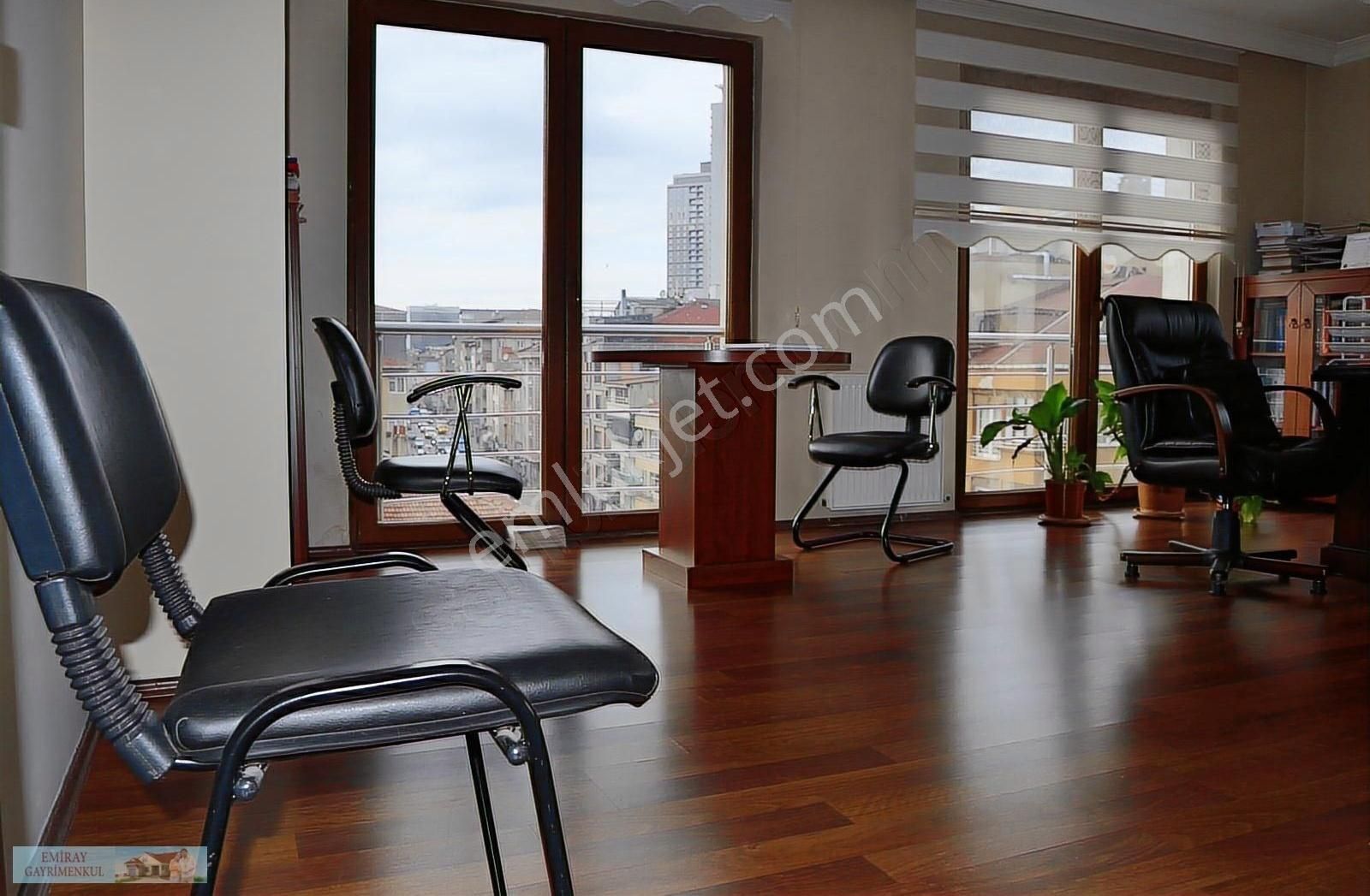 Emiray Dan Ulaşım Sorunu Olmayan Cadde Üzeri Satılık 3+1 - Görsel 27