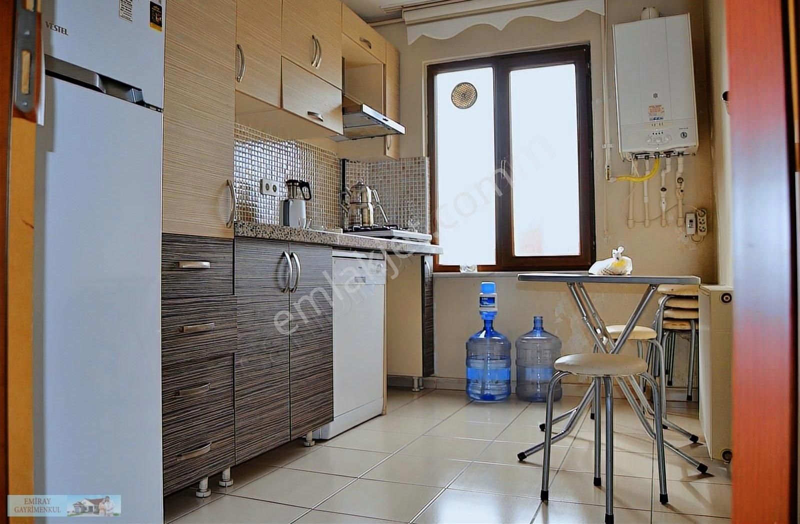 Emiray Dan Ulaşım Sorunu Olmayan Cadde Üzeri Satılık 3+1 - Görsel 20