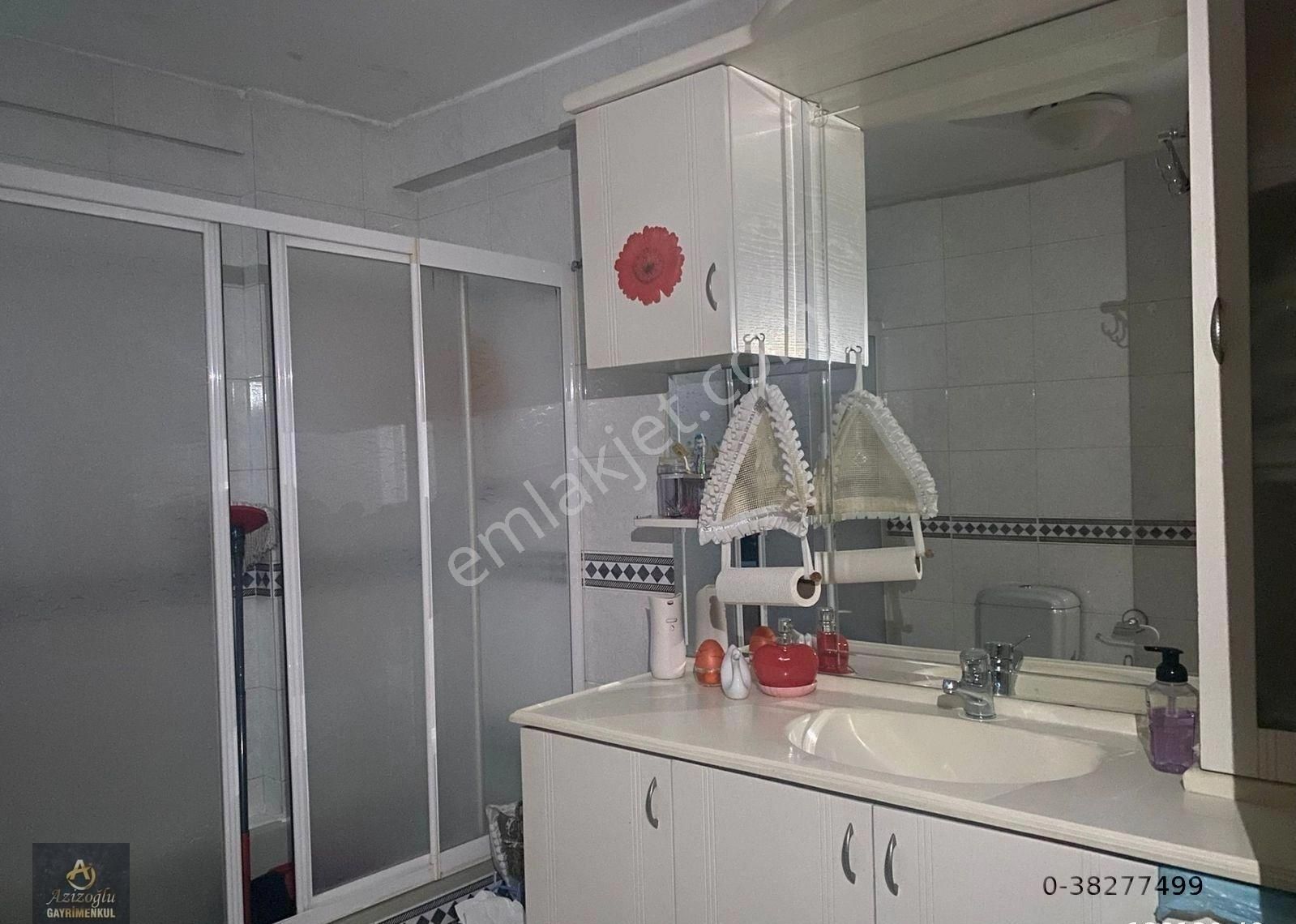 Azizoğlu Gayrimenkul Ümraniye İstiklal Mah Anafartalar Cad. Üzerinde Komple Satılık - Görsel 9