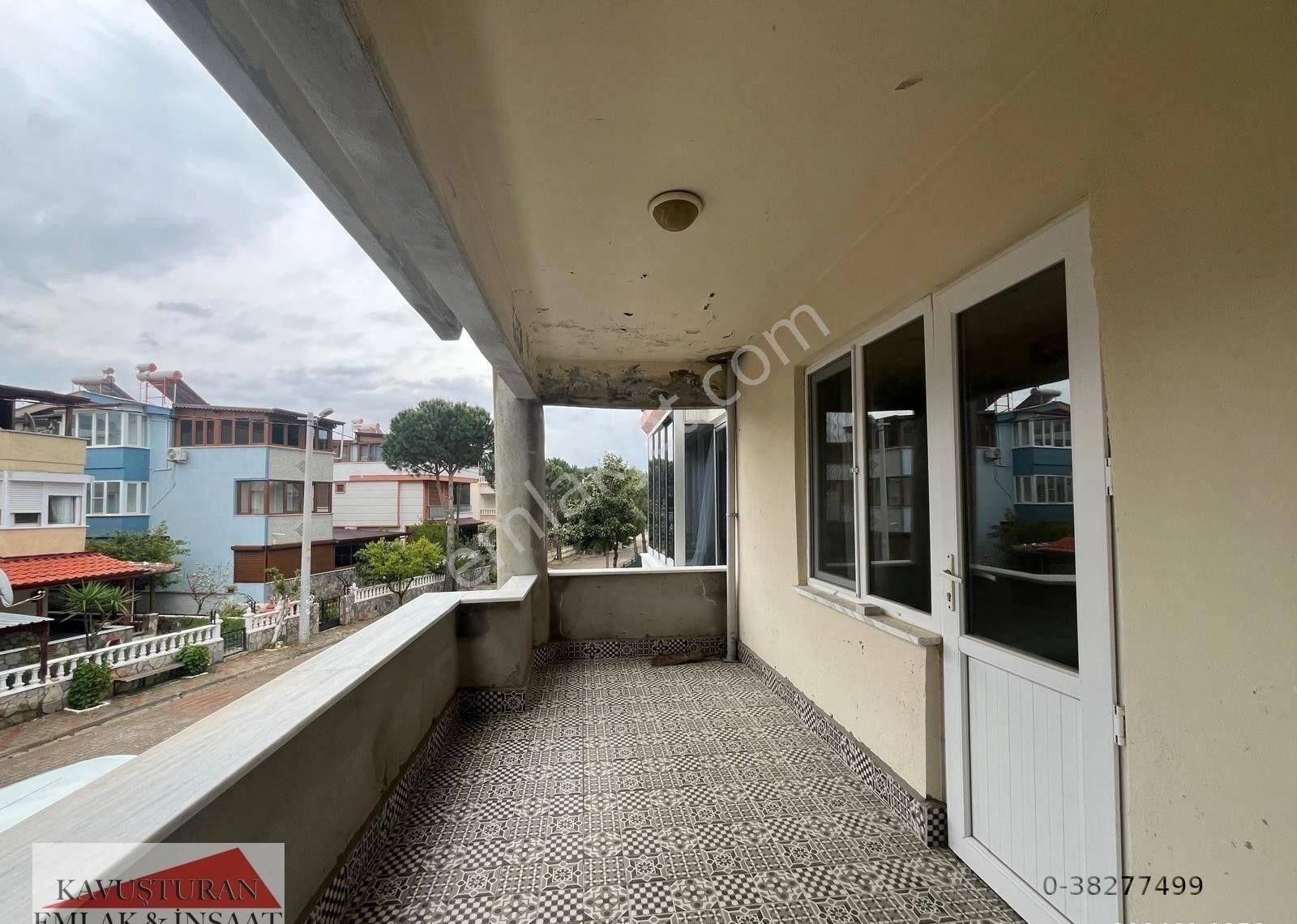 Kavuşturan Emlak'tan Güre'de Denize 100 Metre Satılık Villa
