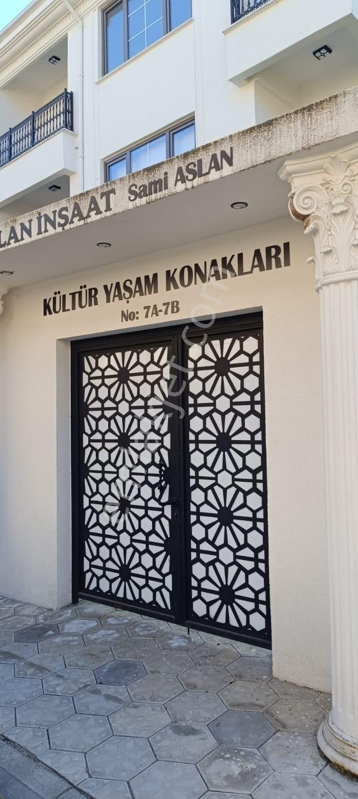 Remax Palas'tan Kültür Yaşam Konaklarında Satılık 1+1 Daire - Görsel 3