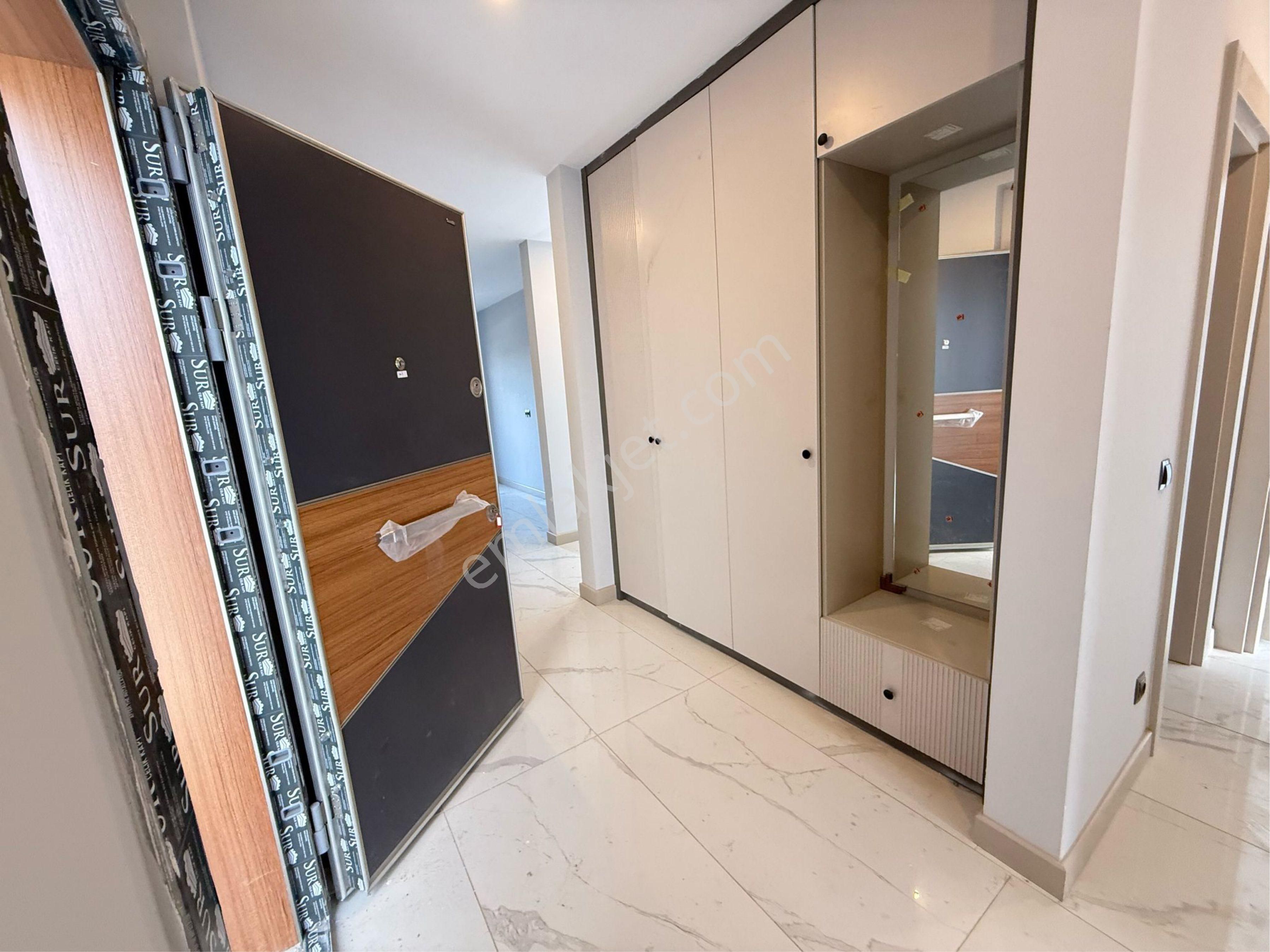 Kuşadası Otogar Arkası'nda Havuzlu Sitede 2+1 Sıfır Satılık Daire - Görsel 6