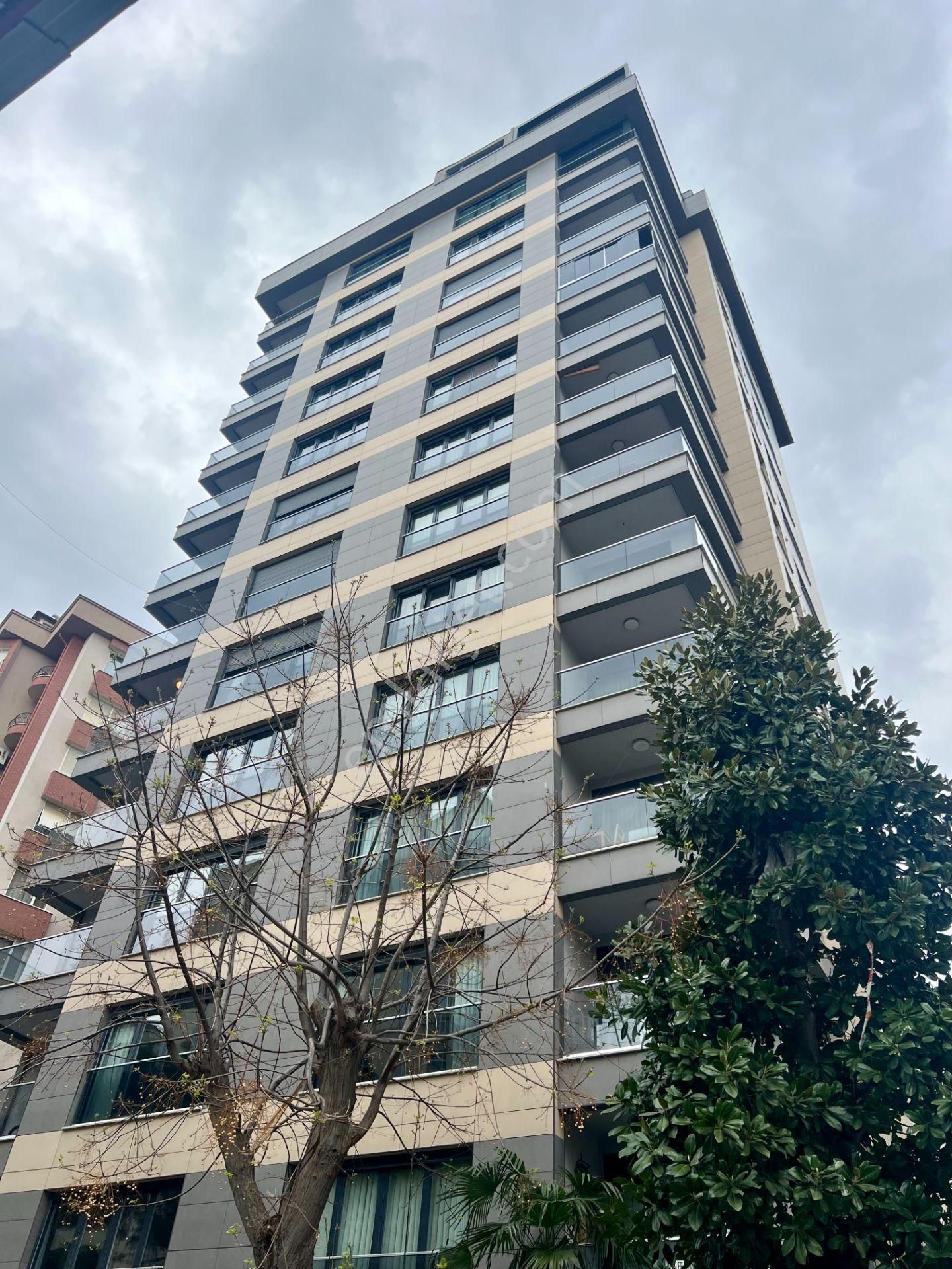 Caddebostan'da Şık Ve Ferah Satılık Daire - Görsel 3