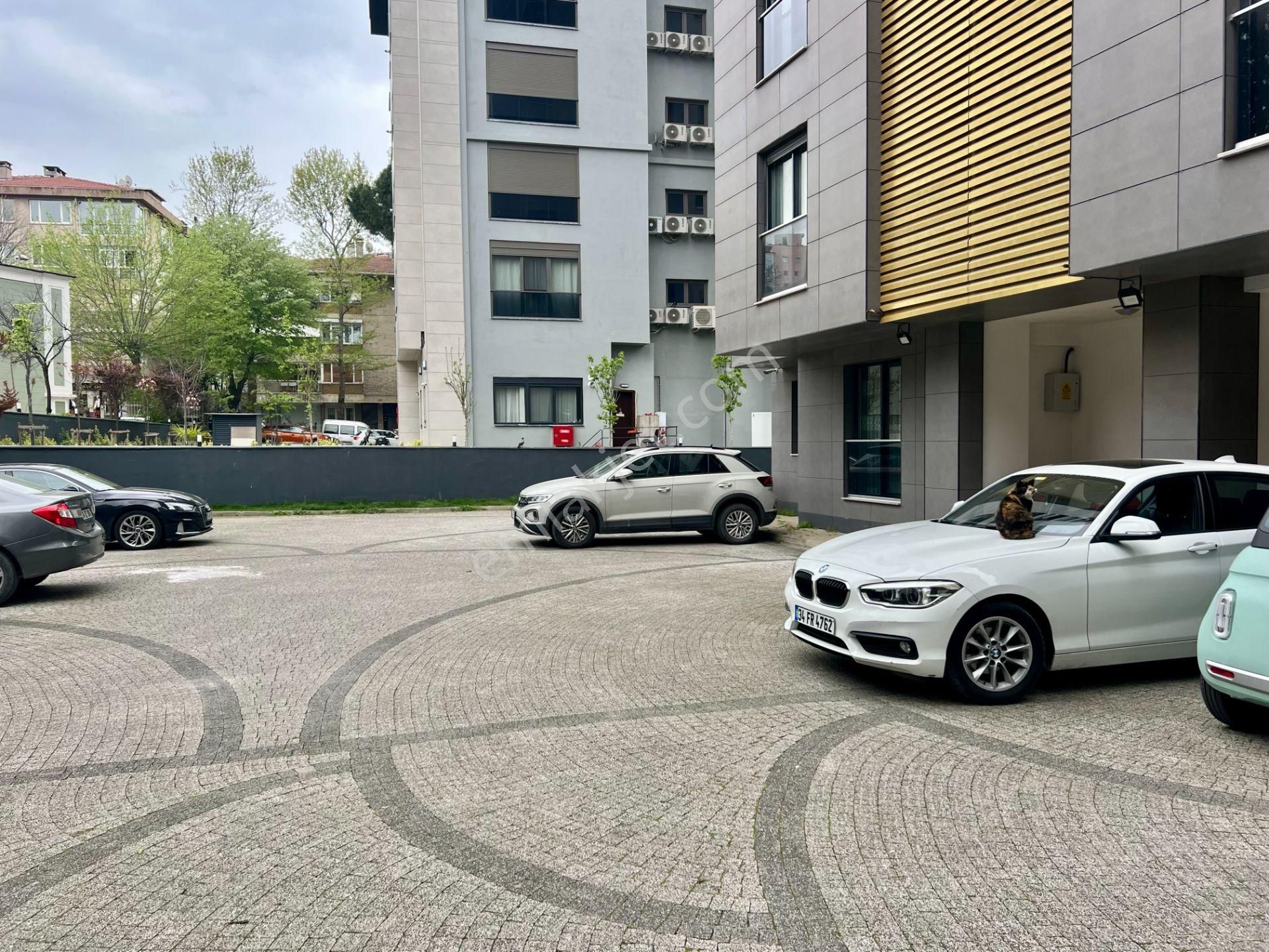 Caddebostan'da Şık Ve Ferah Satılık Daire - Görsel 11