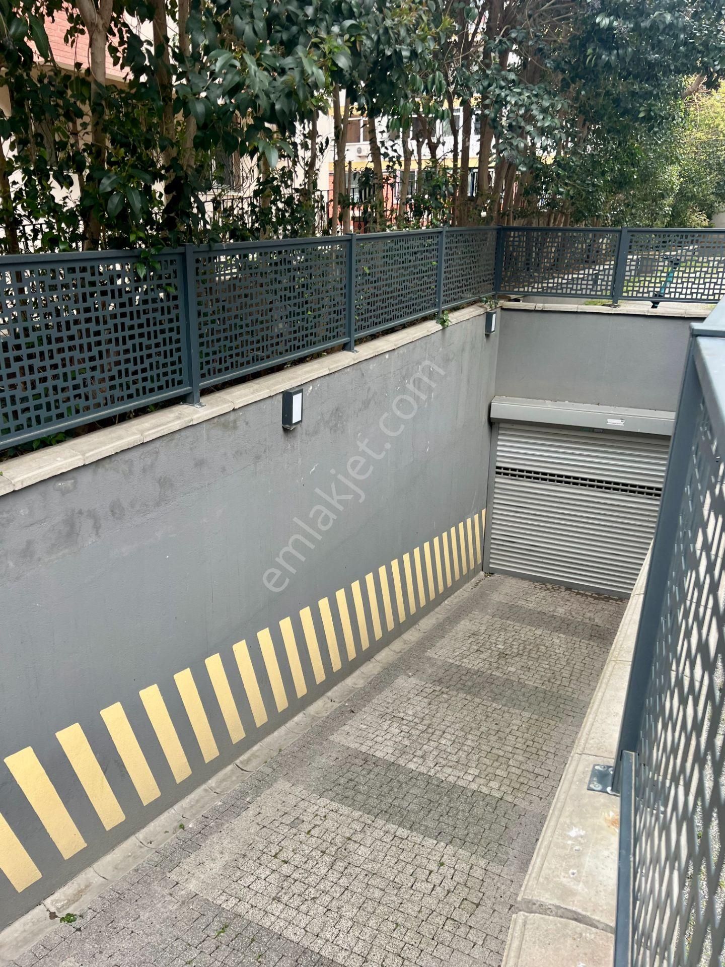 Caddebostan'da Şık Ve Ferah Satılık Daire - Görsel 14