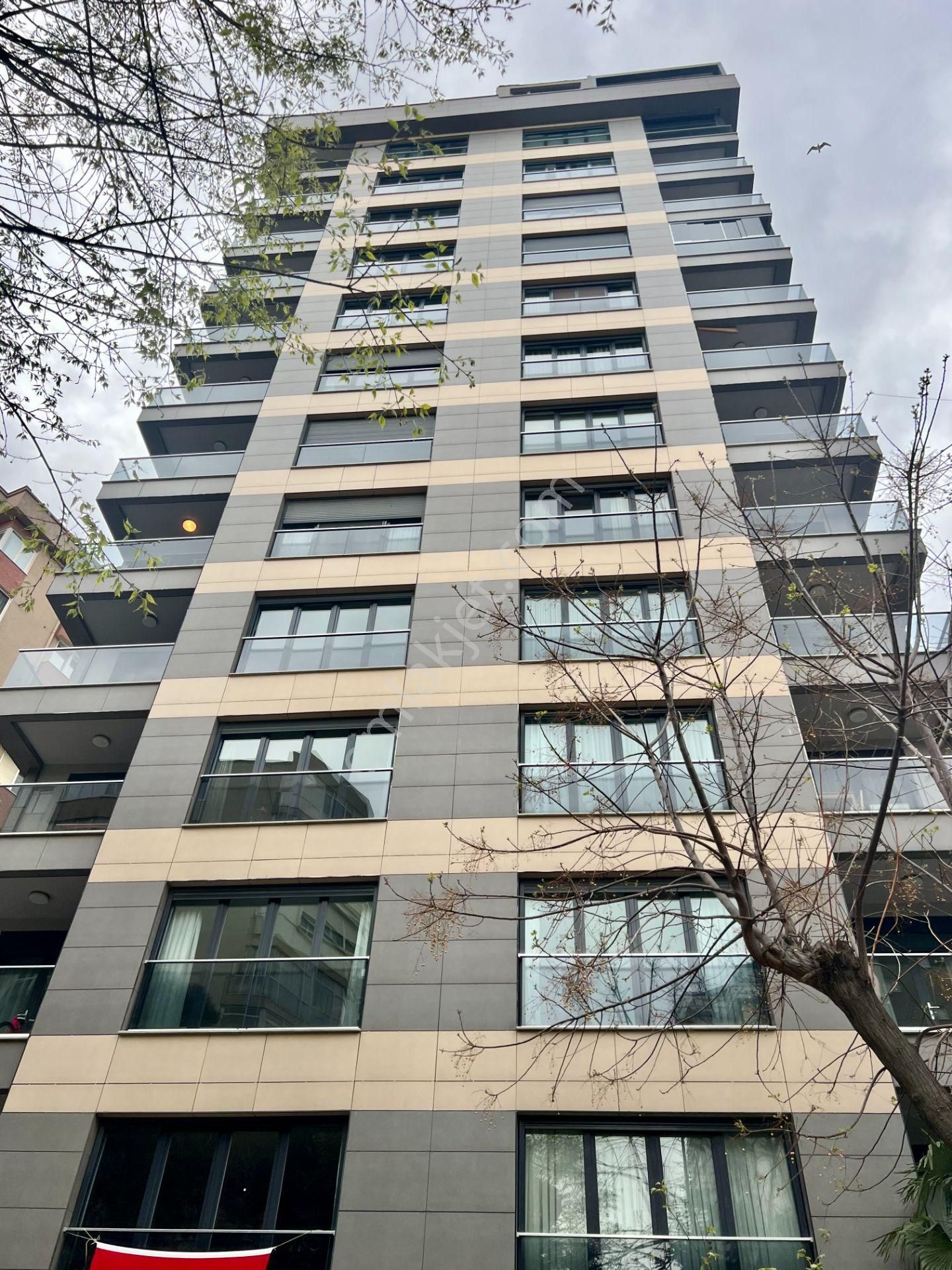 Caddebostan'da Şık Ve Ferah Satılık Daire - Görsel 4