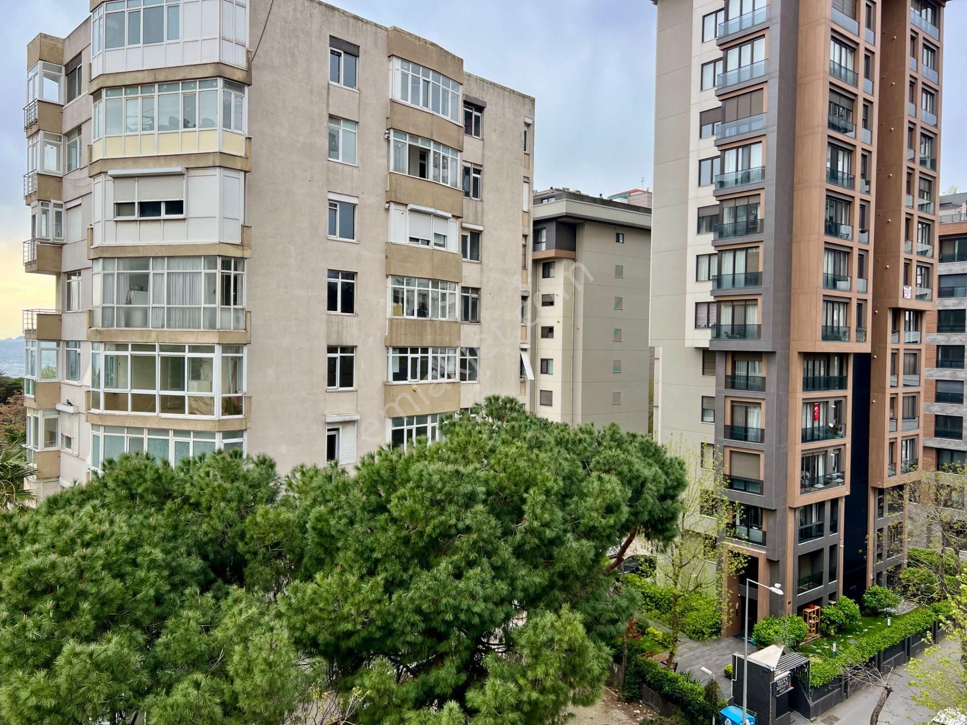 Caddebostan'da Şık Ve Ferah Satılık Daire - Görsel 31