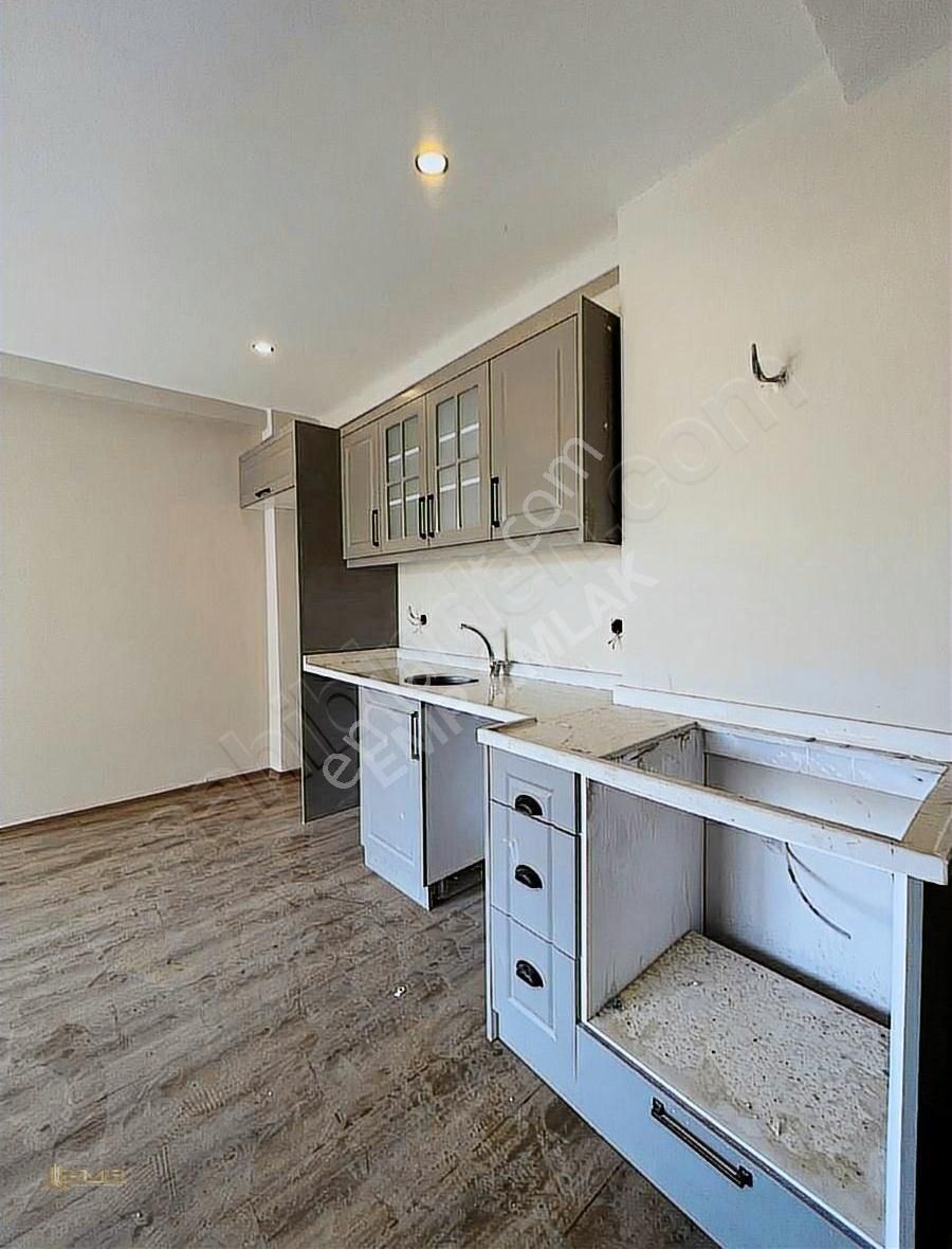 Emr Emlak Farkıyla Emsallerinin En Genişi 1+1 Satılık Lüks Daire - Görsel 8