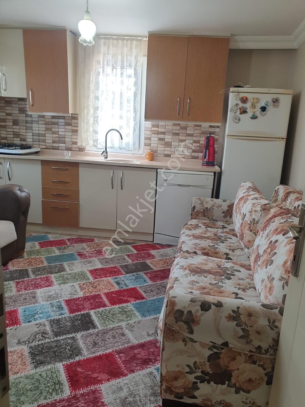 Premar Ayvada'dan Ayvalık Merkez'de Avlulu Tek Katlı 2+1 Müstakil Ev - Görsel 9