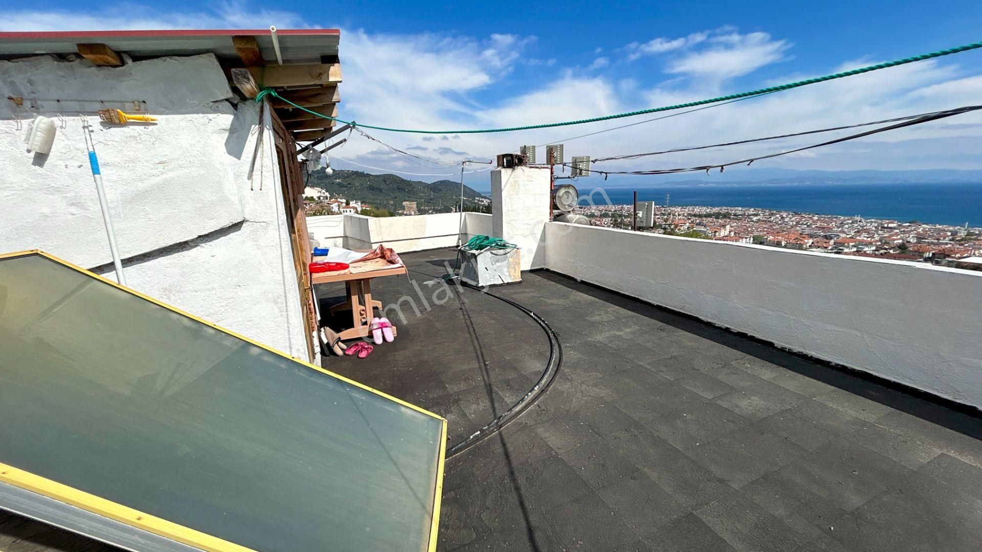 Altınoluk Köy Merkezinde Satılık Müstakil 2,5 Katlı Köy Evi - Görsel 4