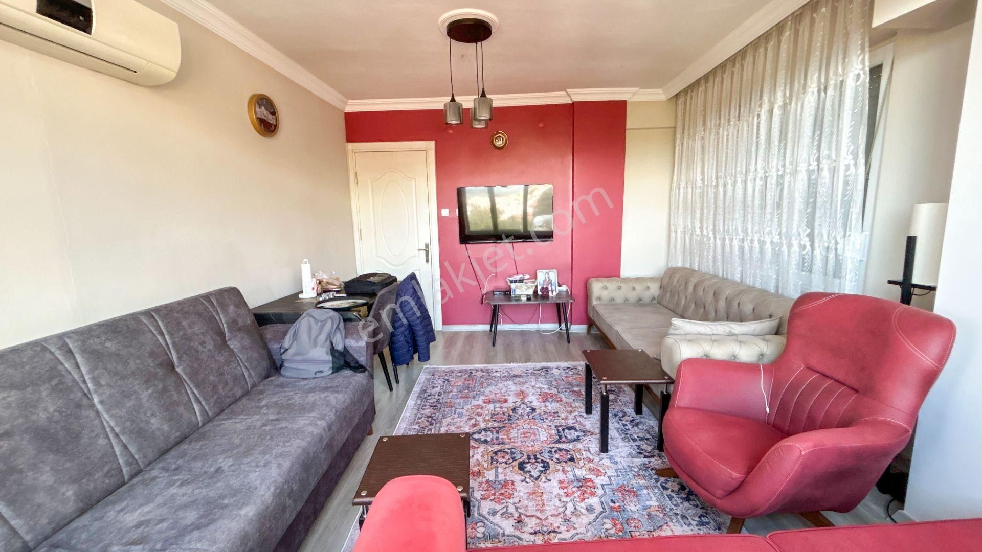 Altınoluk Köy Merkezinde Satılık Müstakil 2,5 Katlı Köy Evi - Görsel 12