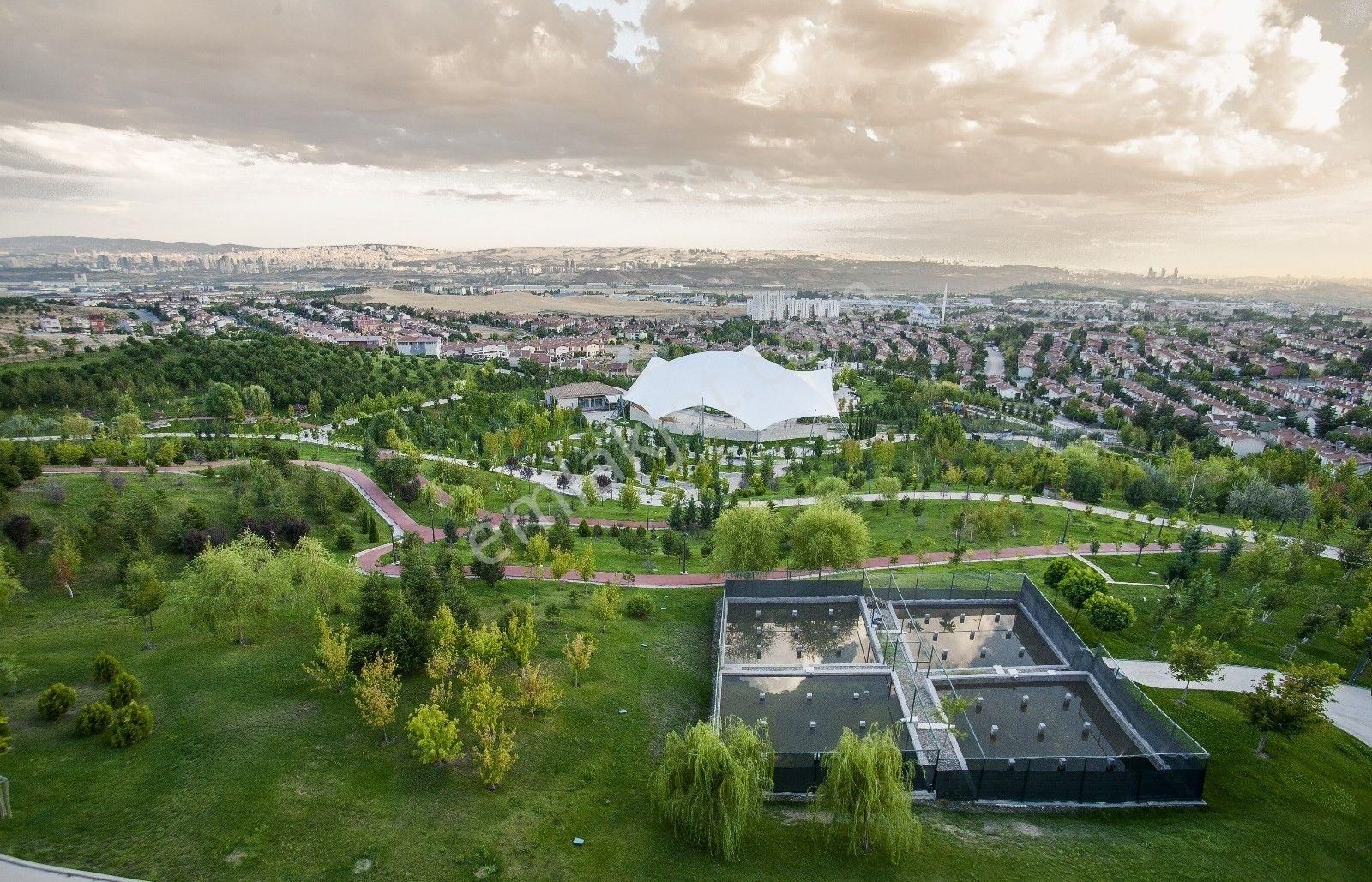 Rıza Acar'dan Panoramik Ankara Manzaralı Özlem Sit. Teraslı Dubleks