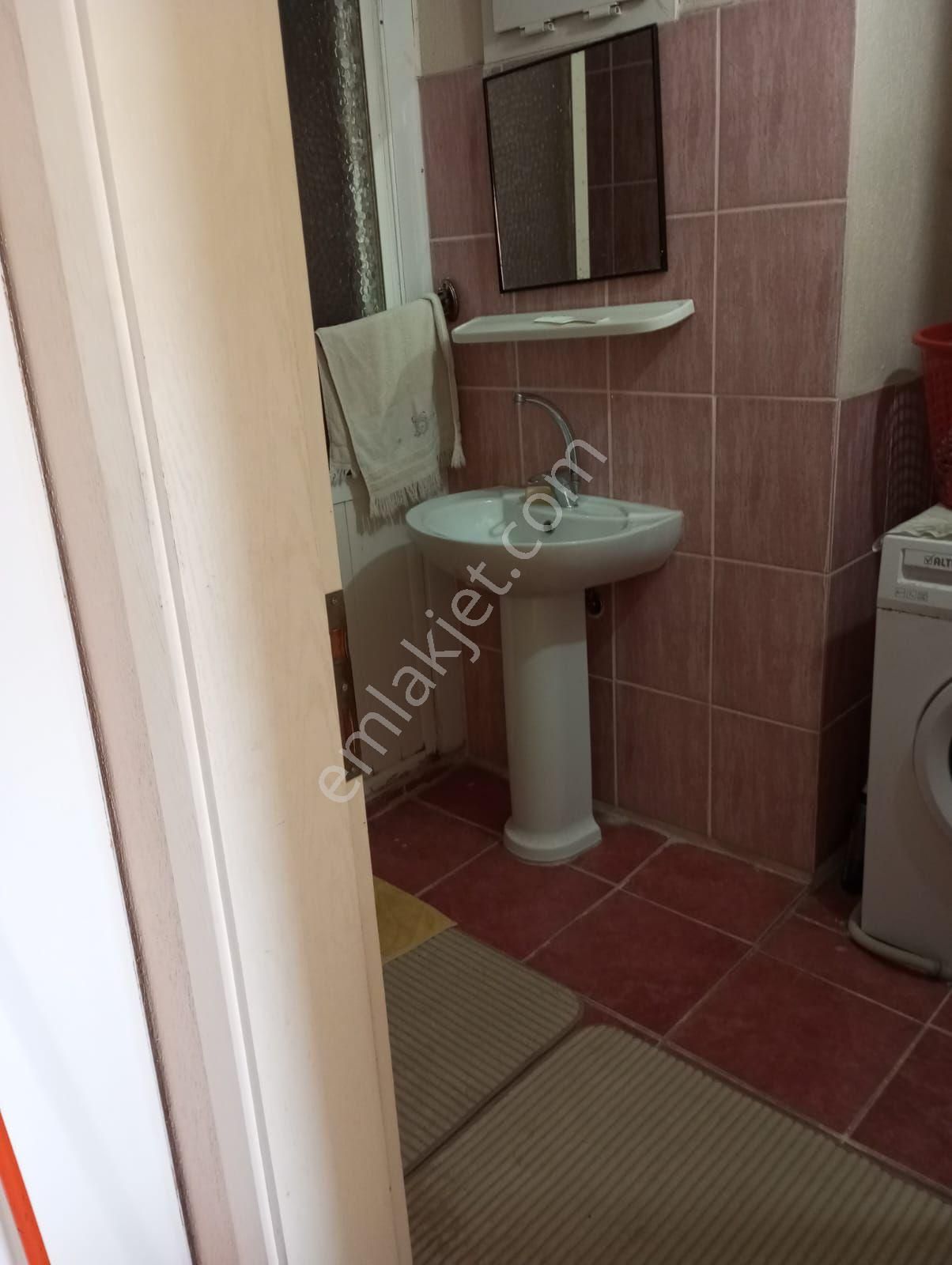 Karabağlar Sariyer Mah Eşyalı Kiralık Daire - Görsel 13