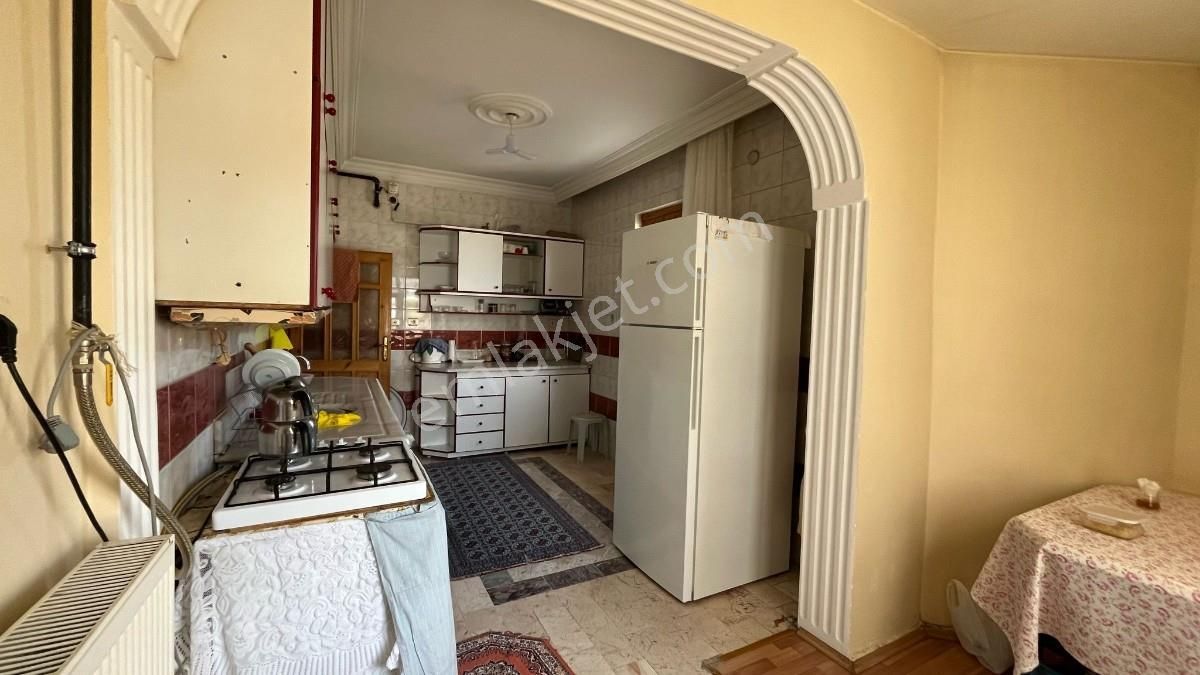 Bahçelievlerde Süper Konumda 2+1 Satılık Daire - Görsel 18