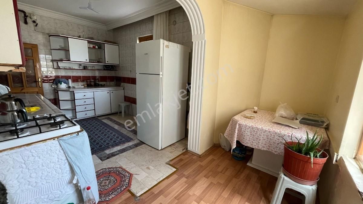 Bahçelievlerde Süper Konumda 2+1 Satılık Daire - Görsel 16