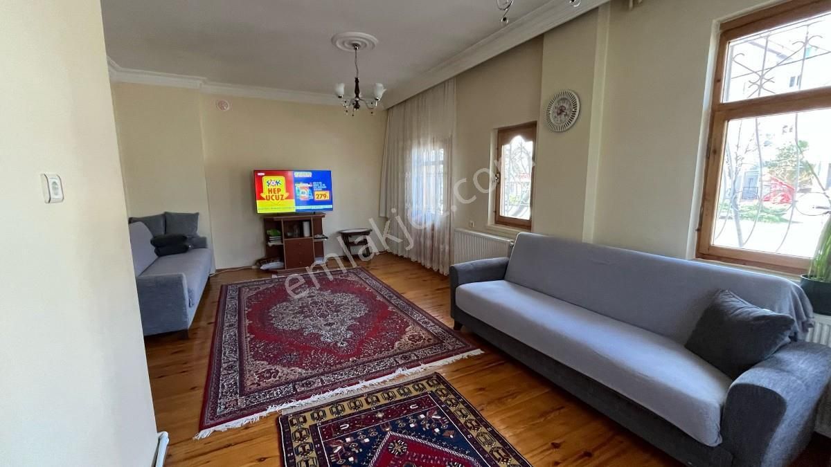 Bahçelievlerde Süper Konumda 2+1 Satılık Daire - Görsel 20