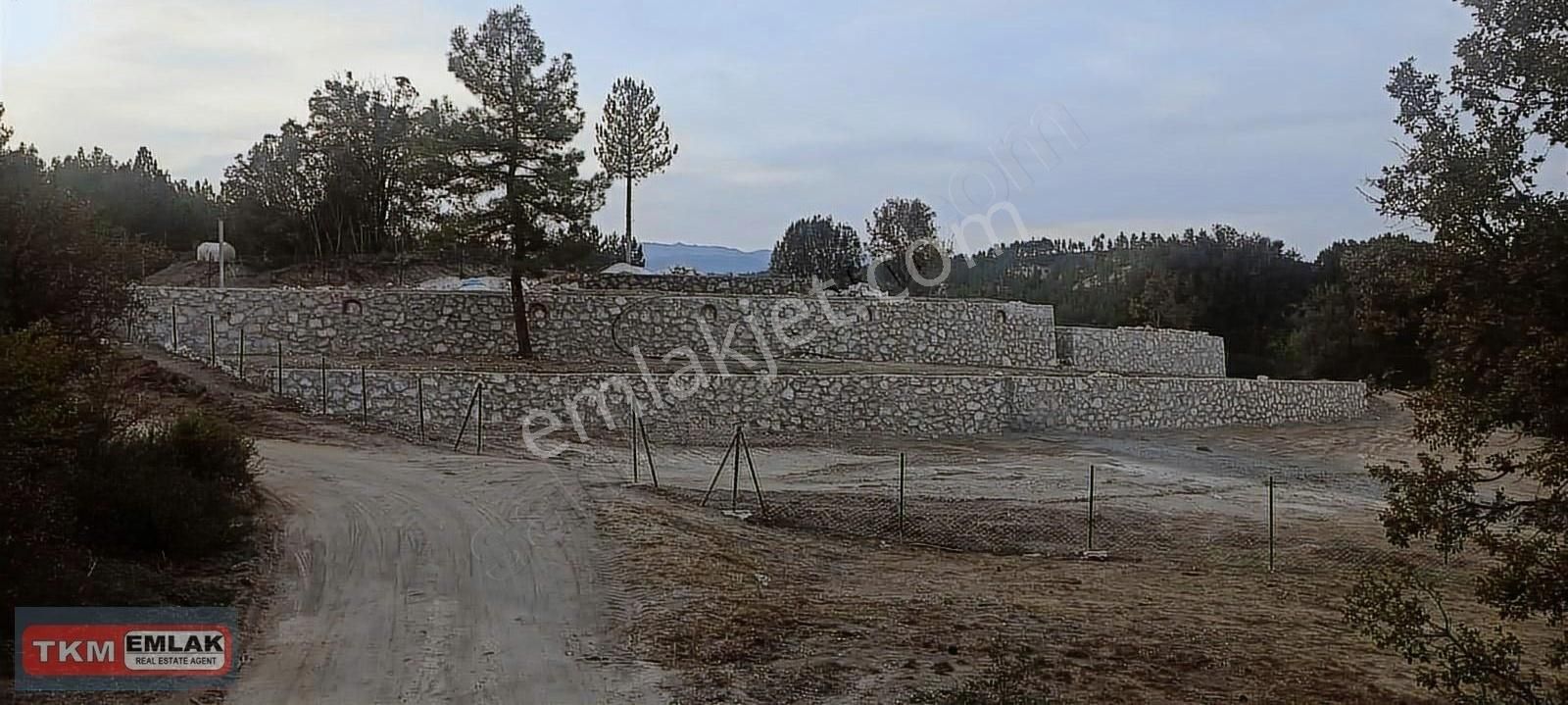 Gölhisar Ulucamii Mah. Satılık Bahçe Tarla Fethiye Yolu Üzeri - Görsel 3