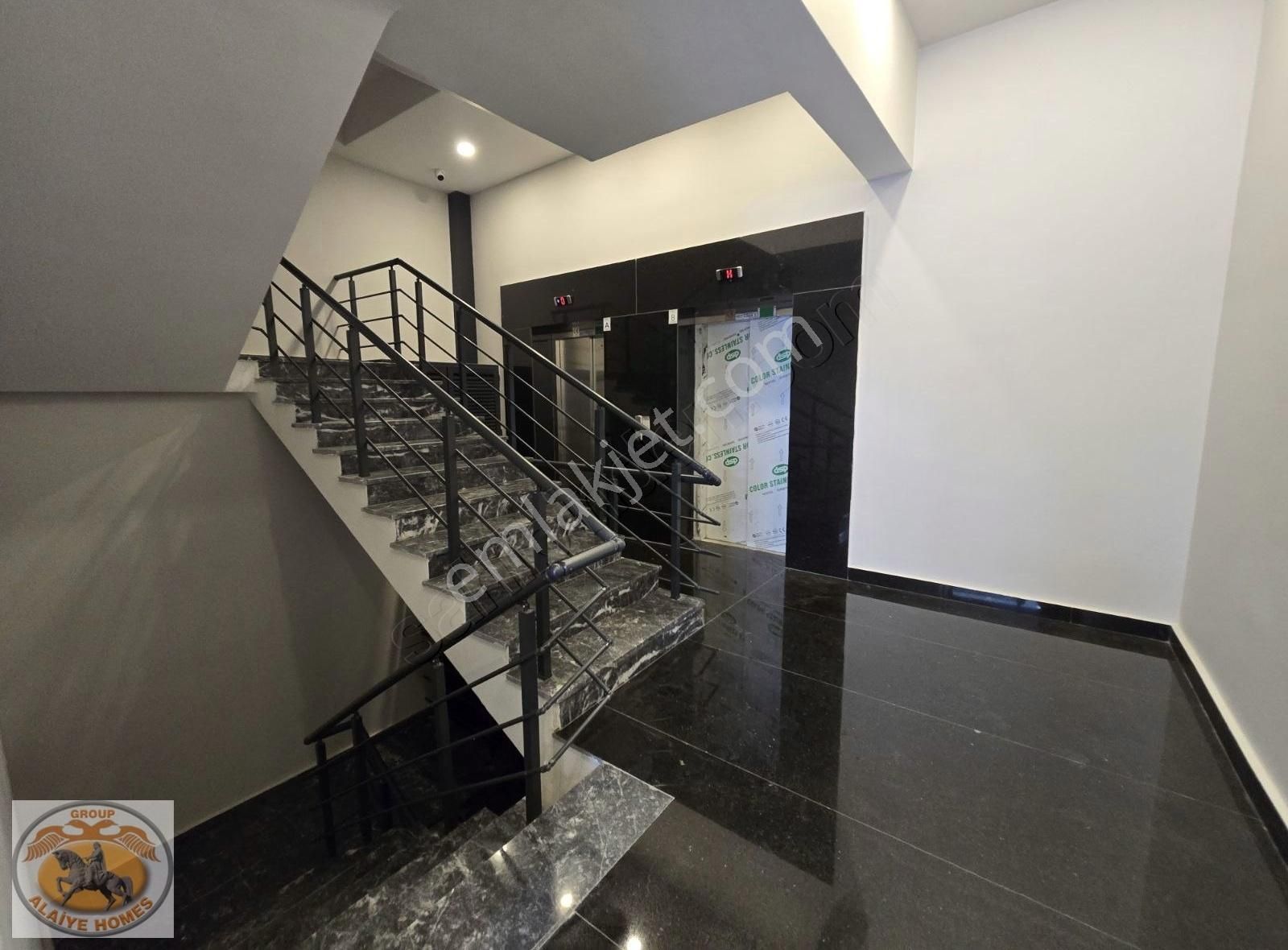 Obanın Merkezinde Satılık 2+1 Plaja 200 Metre Uzaklıkta Daire - Görsel 15