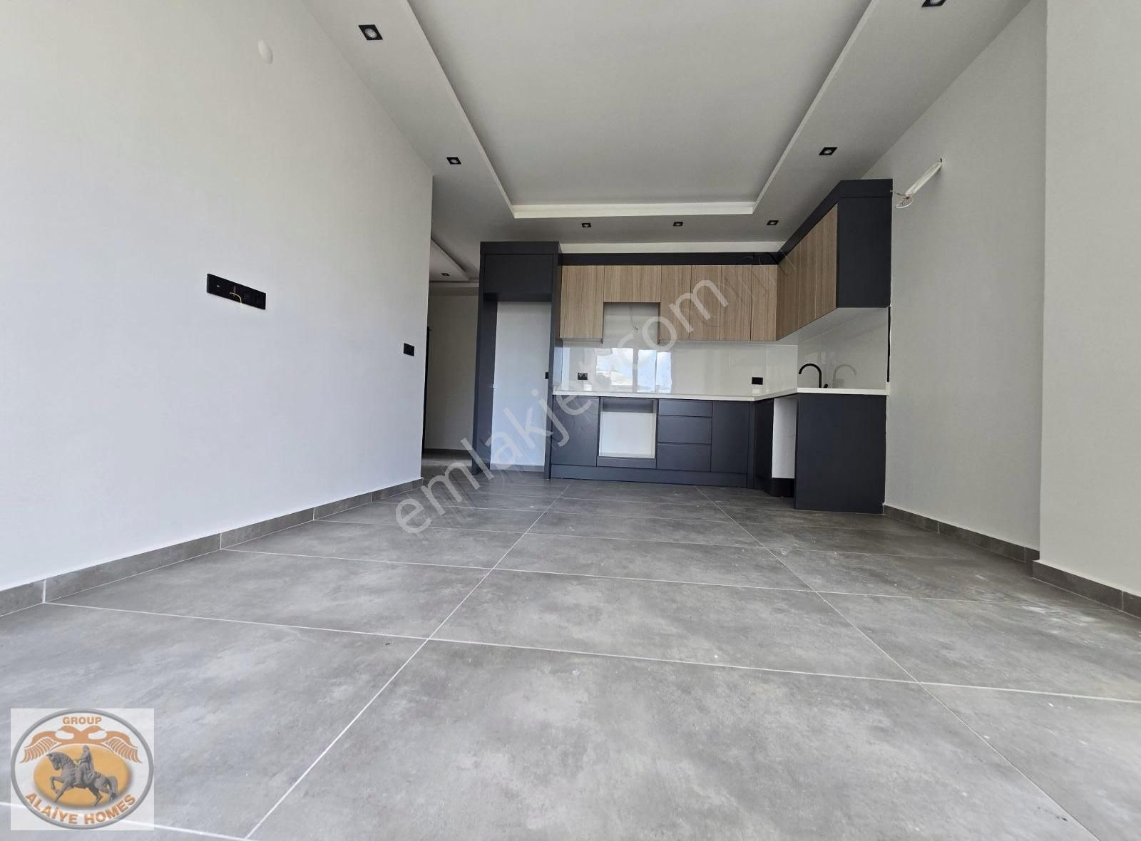 Obanın Merkezinde Satılık 2+1 Plaja 200 Metre Uzaklıkta Daire - Görsel 3