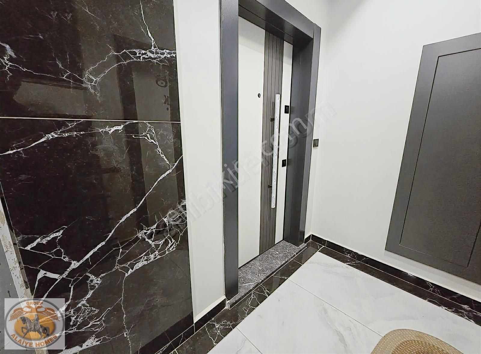 Obanın Merkezinde Satılık 2+1 Plaja 200 Metre Uzaklıkta Daire - Görsel 18