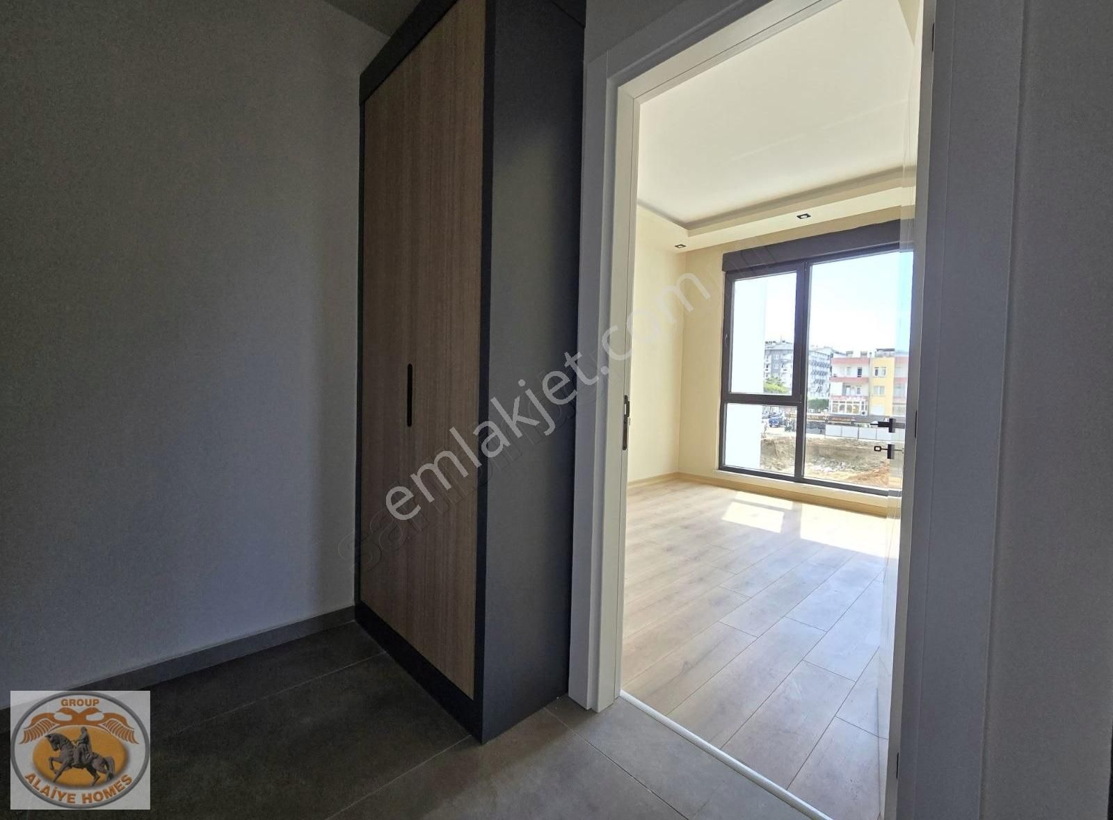 Obanın Merkezinde Satılık 2+1 Plaja 200 Metre Uzaklıkta Daire - Görsel 25