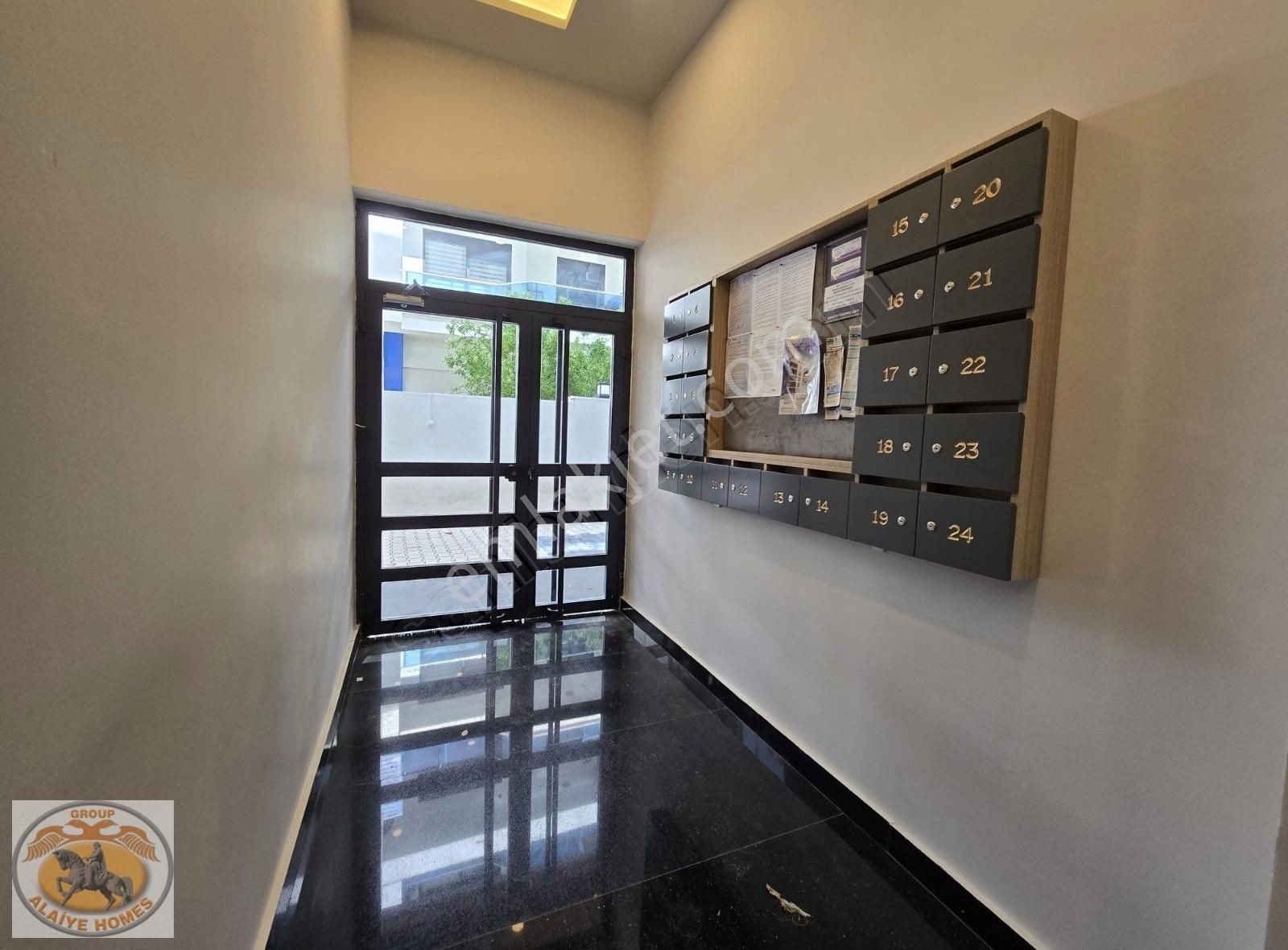 Obanın Merkezinde Satılık 2+1 Plaja 200 Metre Uzaklıkta Daire - Görsel 14