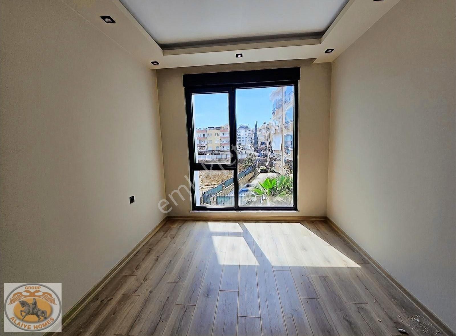 Obanın Merkezinde Satılık 2+1 Plaja 200 Metre Uzaklıkta Daire - Görsel 2