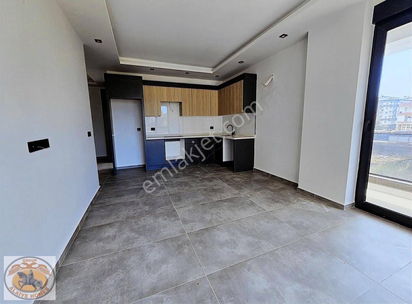 Obanın Merkezinde Satılık 2+1 Plaja 200 Metre Uzaklıkta Daire - Görsel 32