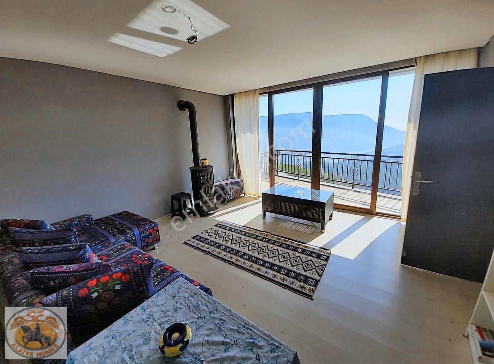 Alanya Üzümlü Mah Eşsiz Doğa Manzaralı Satılık 4+1 Villa - Görsel 6