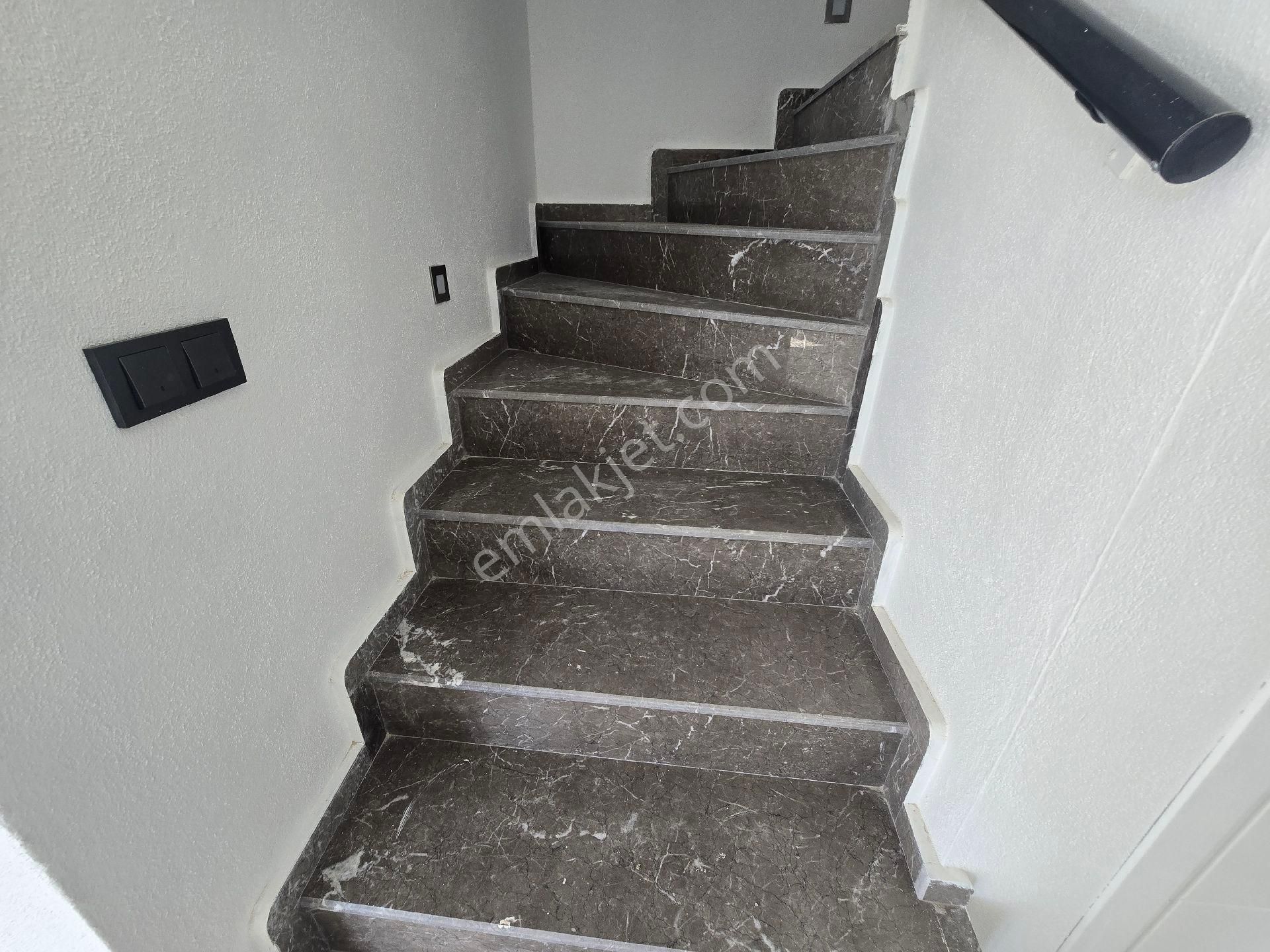 İzmir Seferihisar Ürkmez Doğanbeyede Satılık 3 +1 Yzlık Villa - Görsel 15