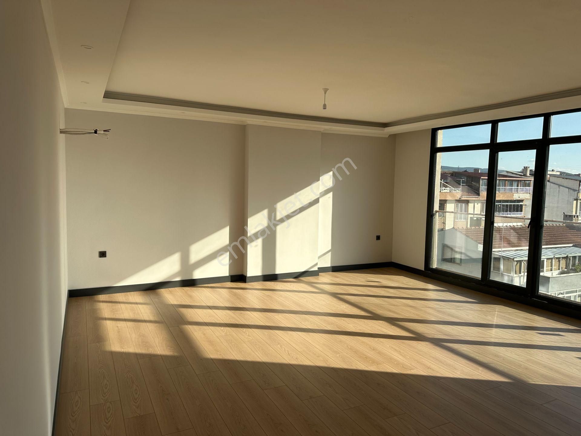 Çanakkale Lapseki Merkez Köprü Manzaralı Satılık 3+1 Lüks Daire - Görsel 24