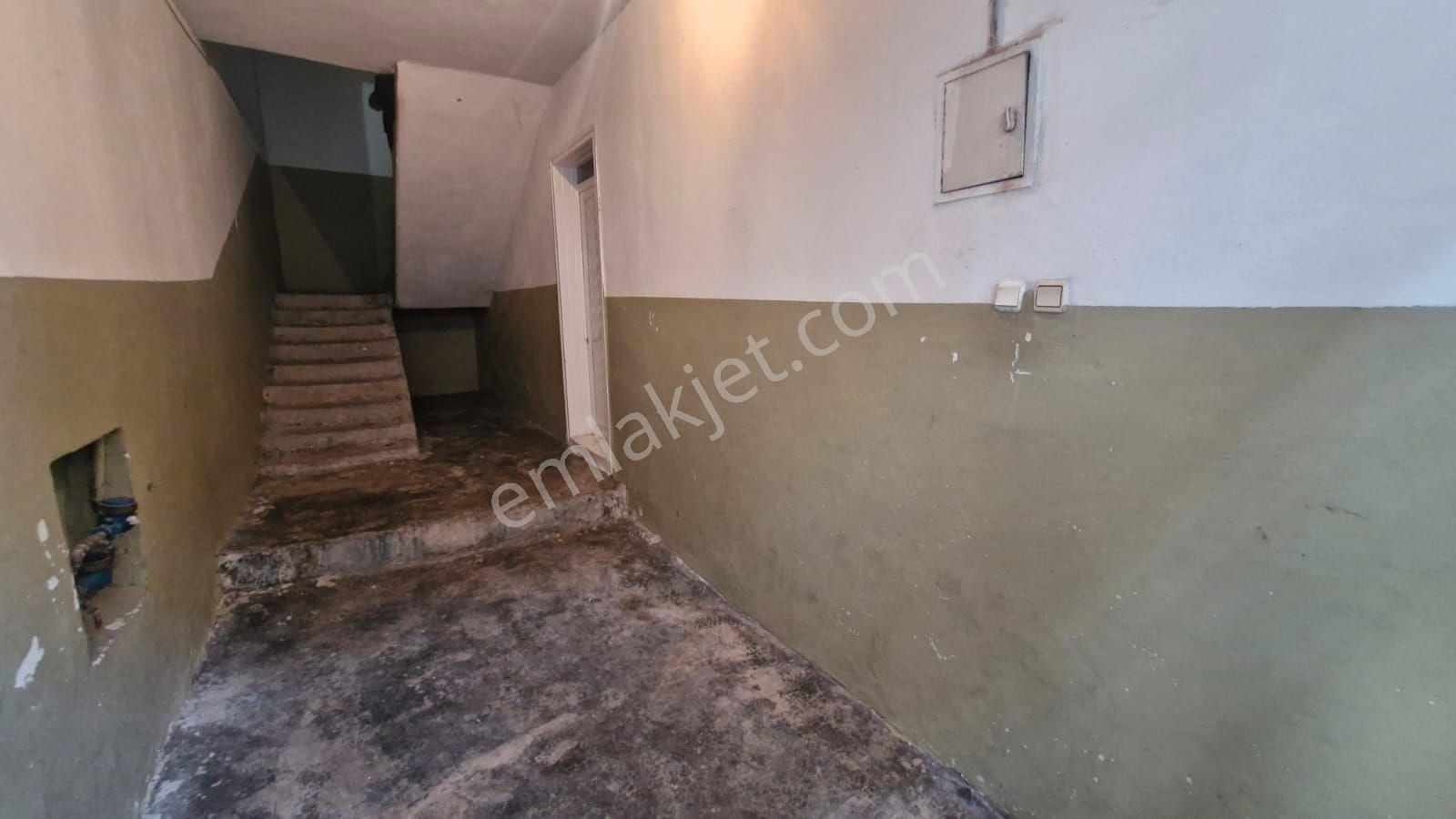 Emir Emlak Ofisinden Onur Mahallesinde 2 Katlı Müstakil Ev - Görsel 17