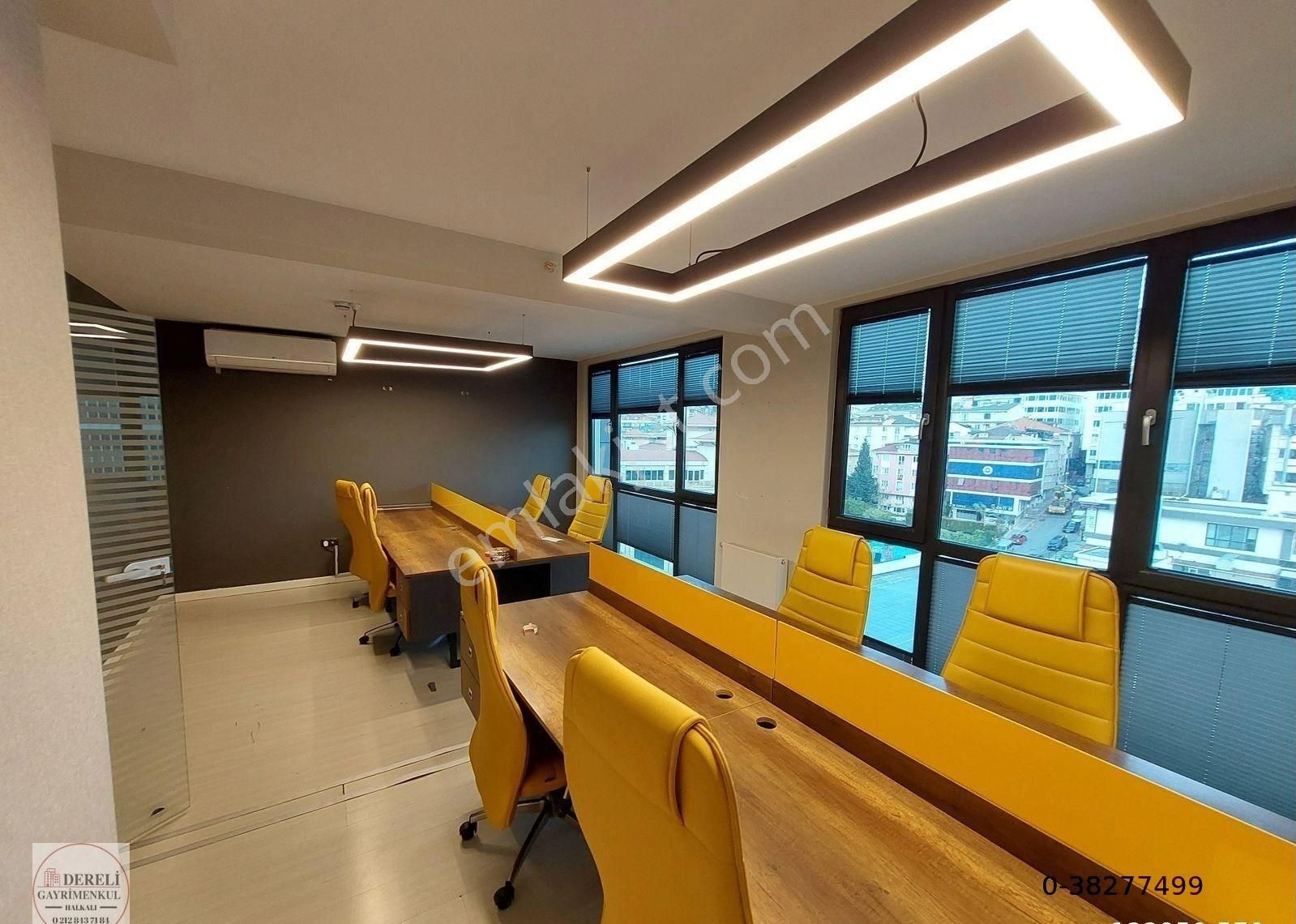 Küçükçekmece Cadde 24 Residance Kiralık 2+1 Boş Ofis Net 110 M²