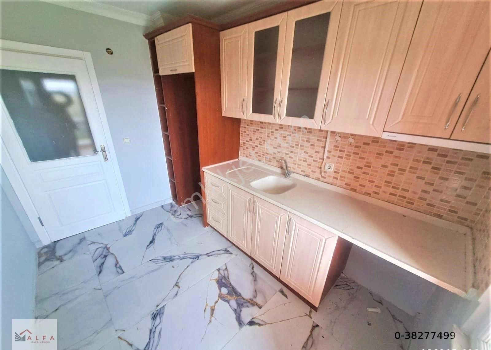 Akçay'da Alfa Gayrimenkul'den Ön Cephe Ayrı Mutfak Teraslı 4+1 Dubleks Daire