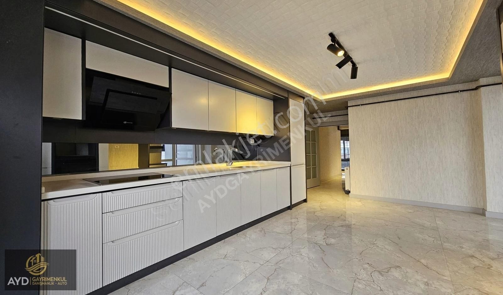 Ayd'den Ana Cadde Üzeri Ara Kat Satılık 165m2 4+1 Daireler