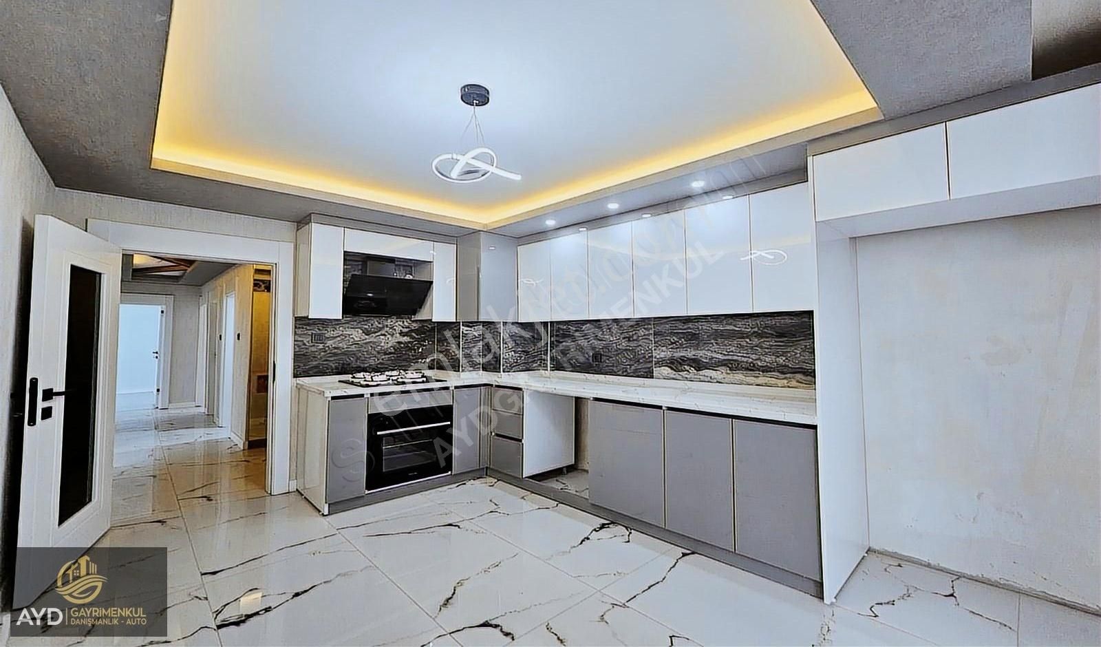 Ayd Gayrimenkulden Bulvar Üstü Lüks 130m2 3+1 Ara Kat Daireler