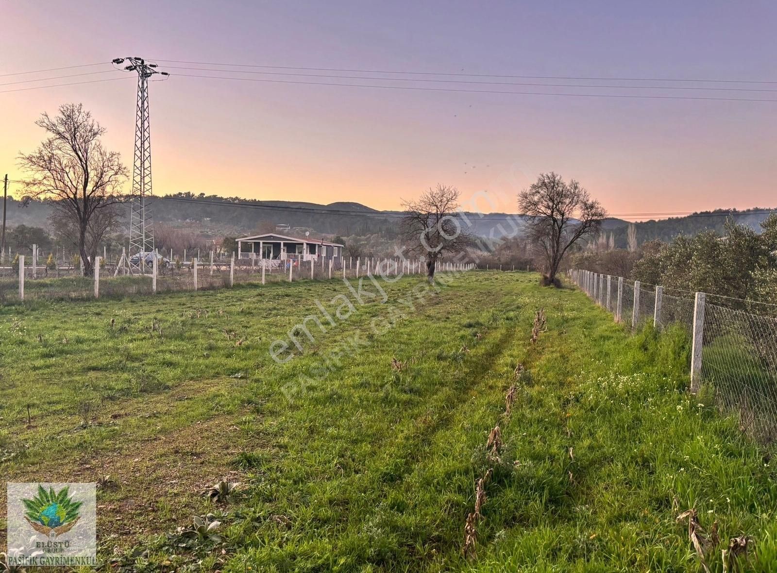Pasifikten Menderes Yeniköyde Anayola Sıfır 2.275m² Fırsat Tarla - Görsel 8