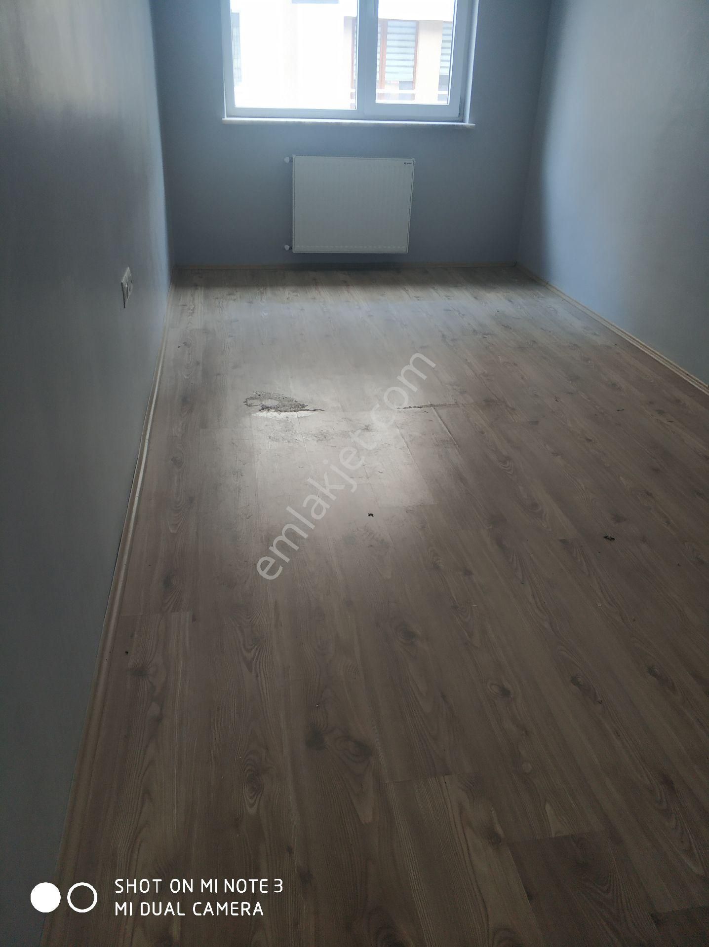 Fatih'te Kiralık 3+1 Asansörlü Balkonlu Güney Cephe Daire