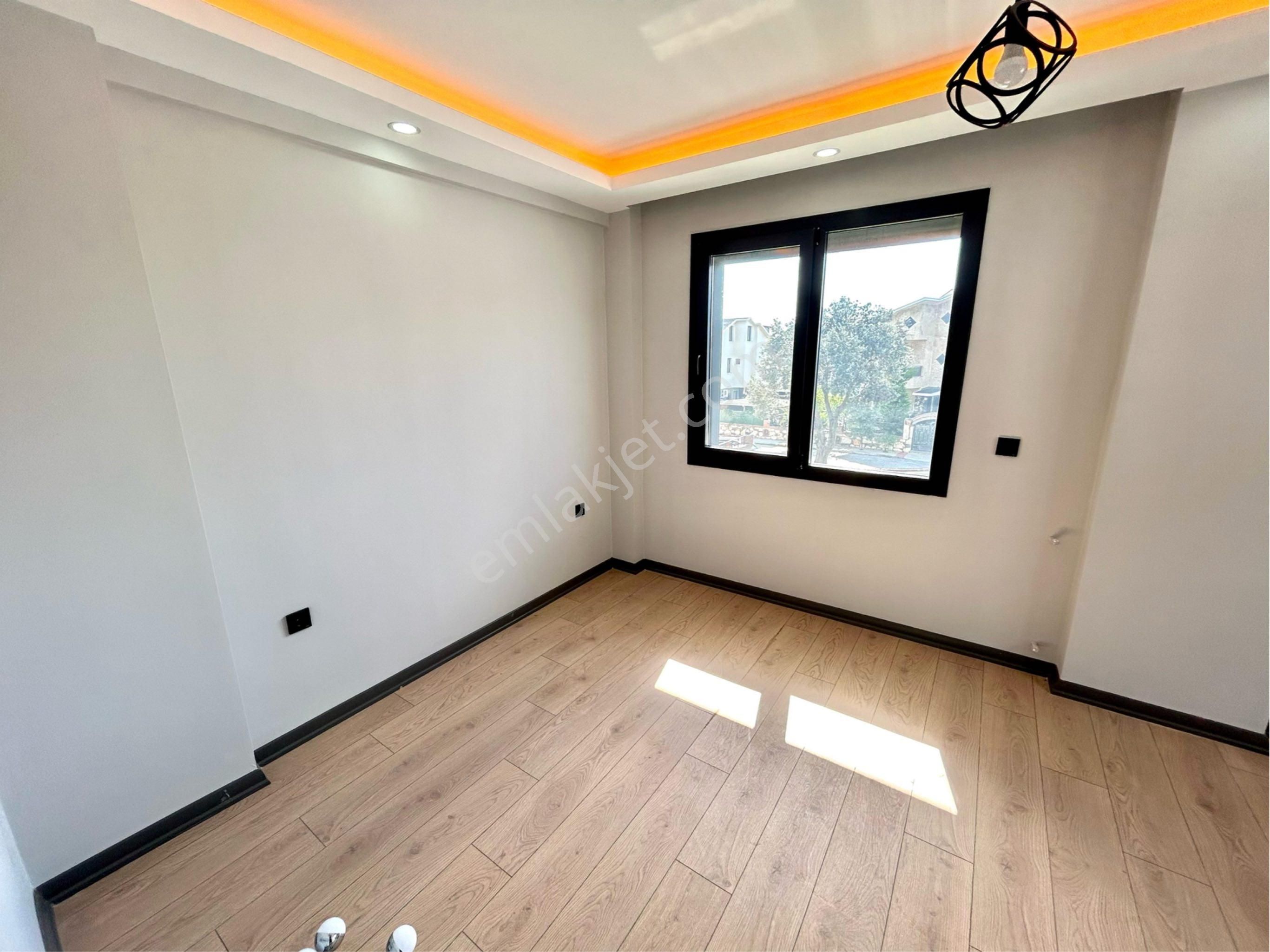 Didimde 3+1 Ayrı Mutfak Bahçeli Otoparklı Teraslı Deniz Manzaralı Villa - Görsel 30