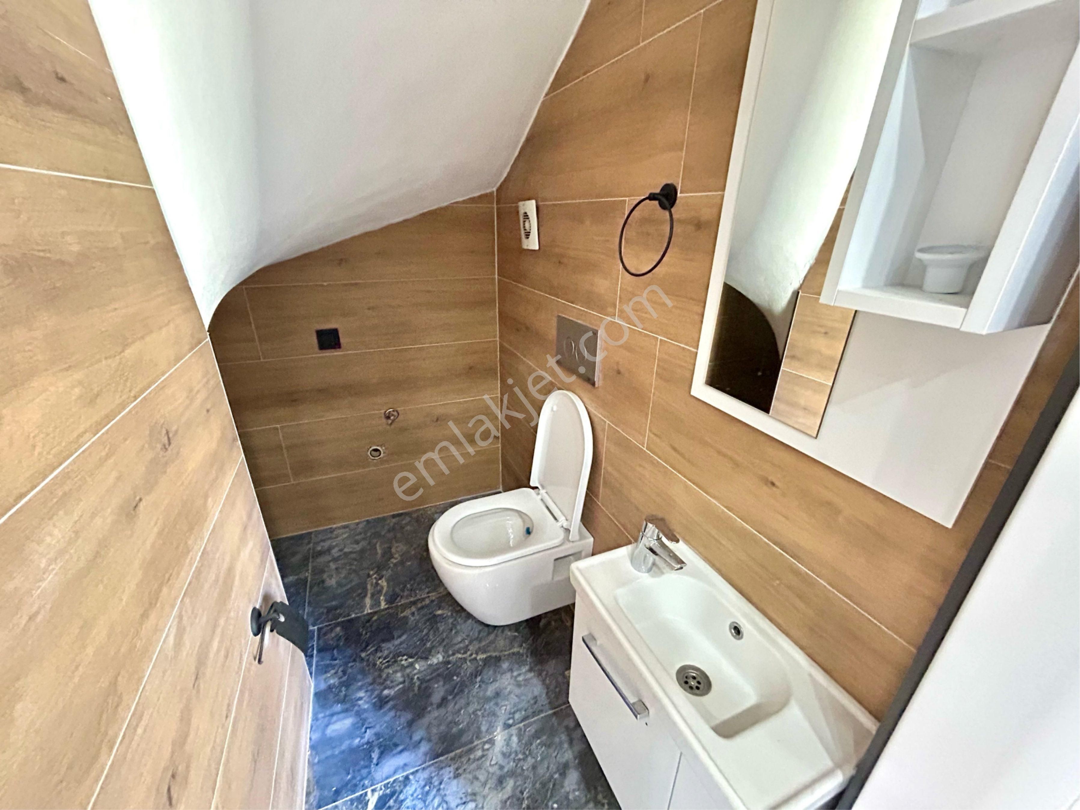 Didimde 3+1 Ayrı Mutfak Bahçeli Otoparklı Teraslı Deniz Manzaralı Villa - Görsel 16