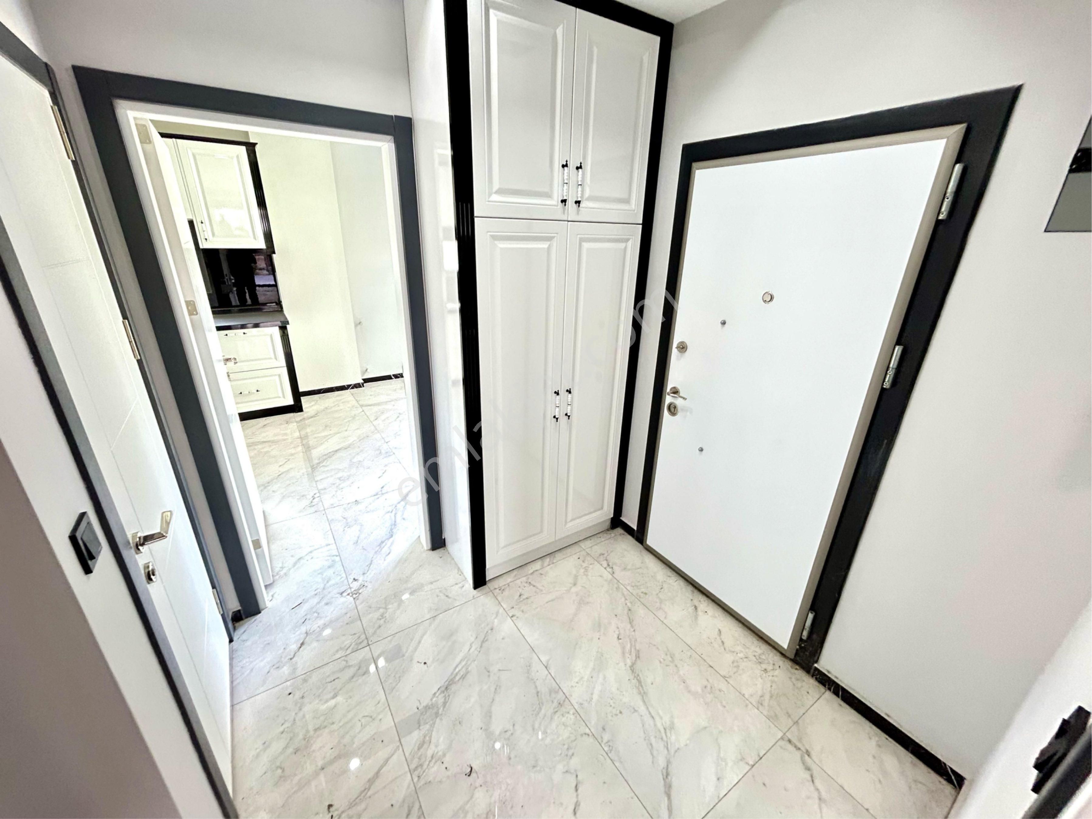 Didimde 3+1 Ayrı Mutfak Bahçeli Otoparklı Teraslı Deniz Manzaralı Villa - Görsel 14