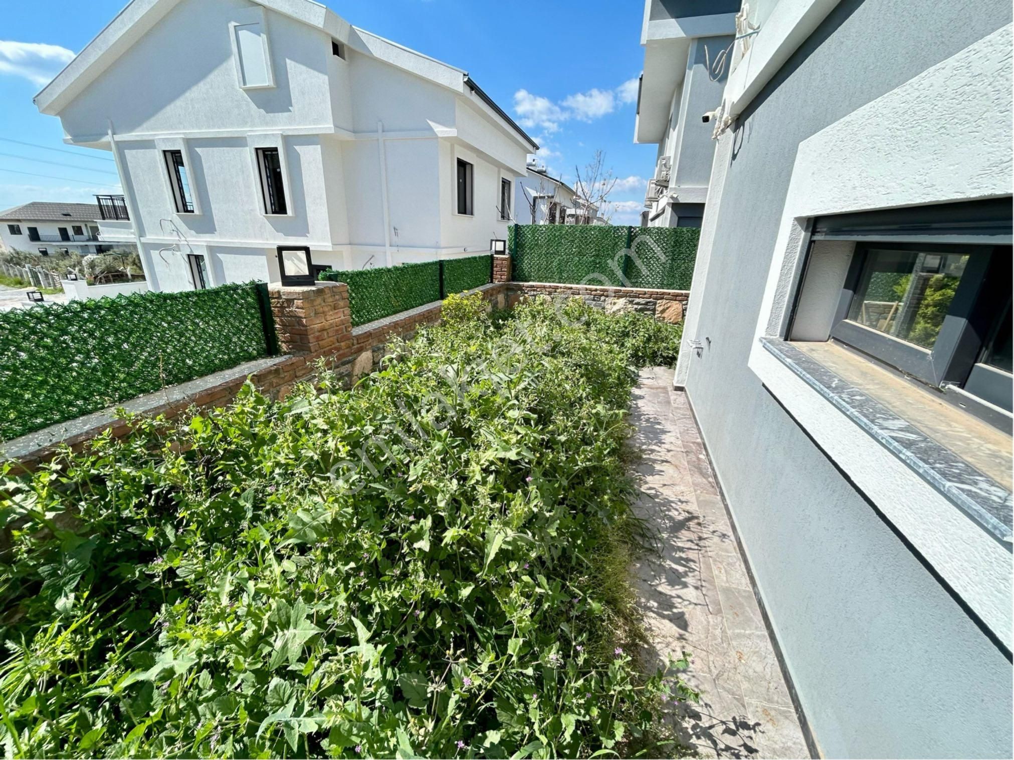 Didimde 3+1 Ayrı Mutfak Bahçeli Otoparklı Teraslı Deniz Manzaralı Villa - Görsel 28