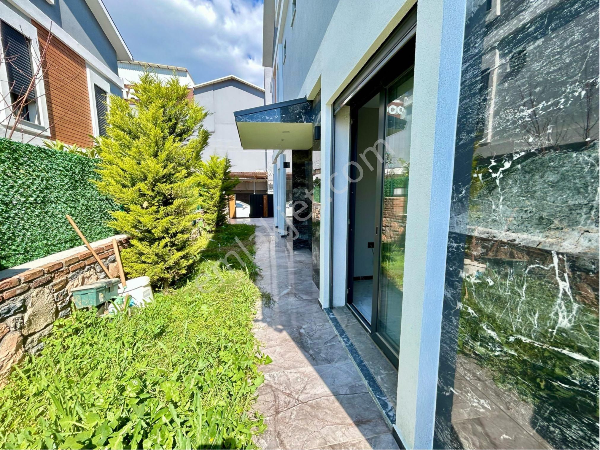 Didimde 3+1 Ayrı Mutfak Bahçeli Otoparklı Teraslı Deniz Manzaralı Villa - Görsel 4