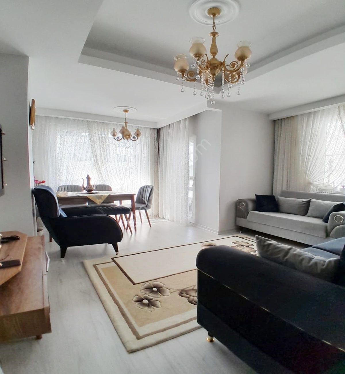 Avcılar Cihangirde Ayrı Girişli 4+2 Metrobüsün Dibinde Satılık Dublex - Görsel 2