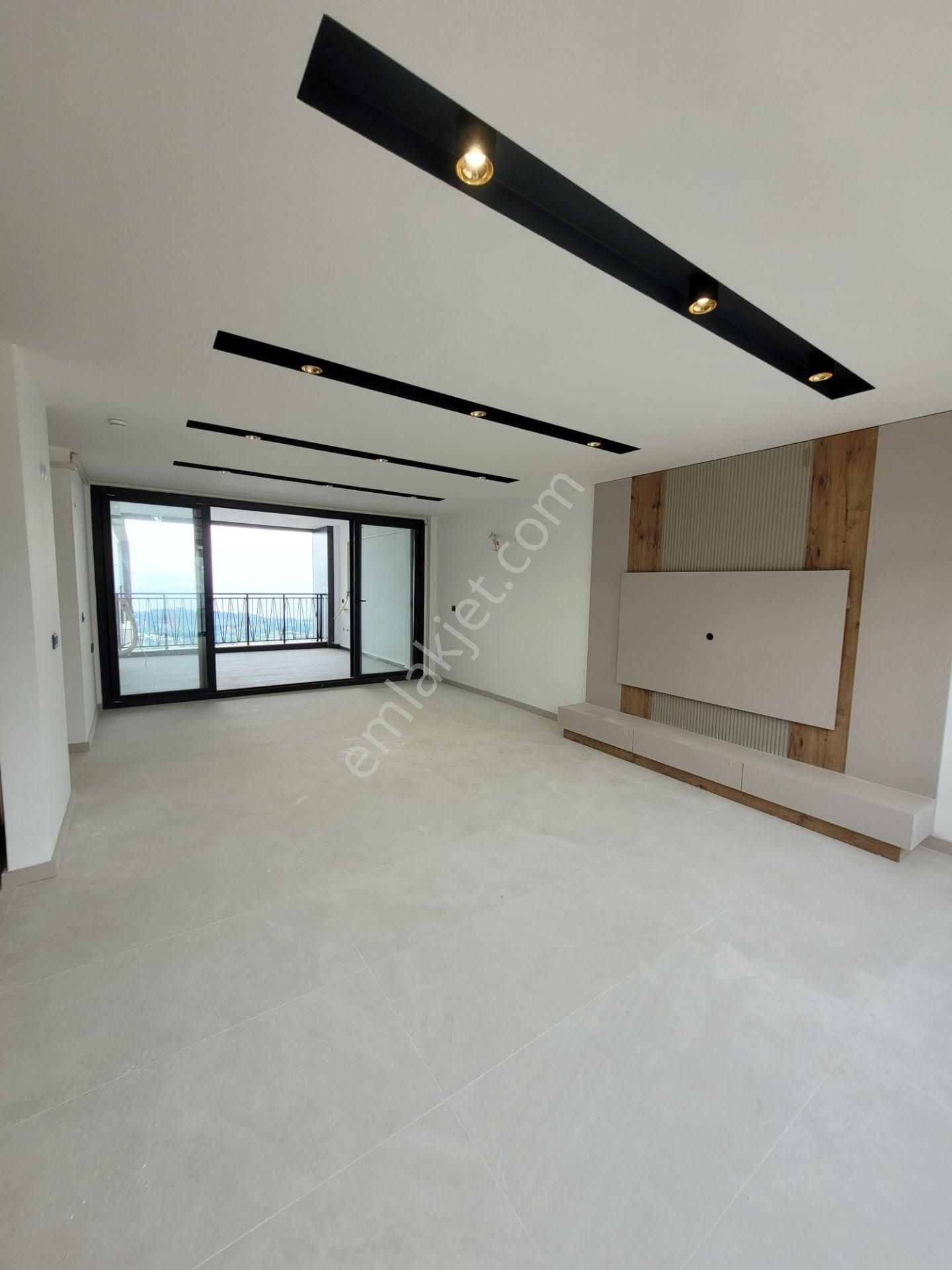 Kuşadasında Deniz Manzaralı Geniş Yeni Daireler - Görsel 4