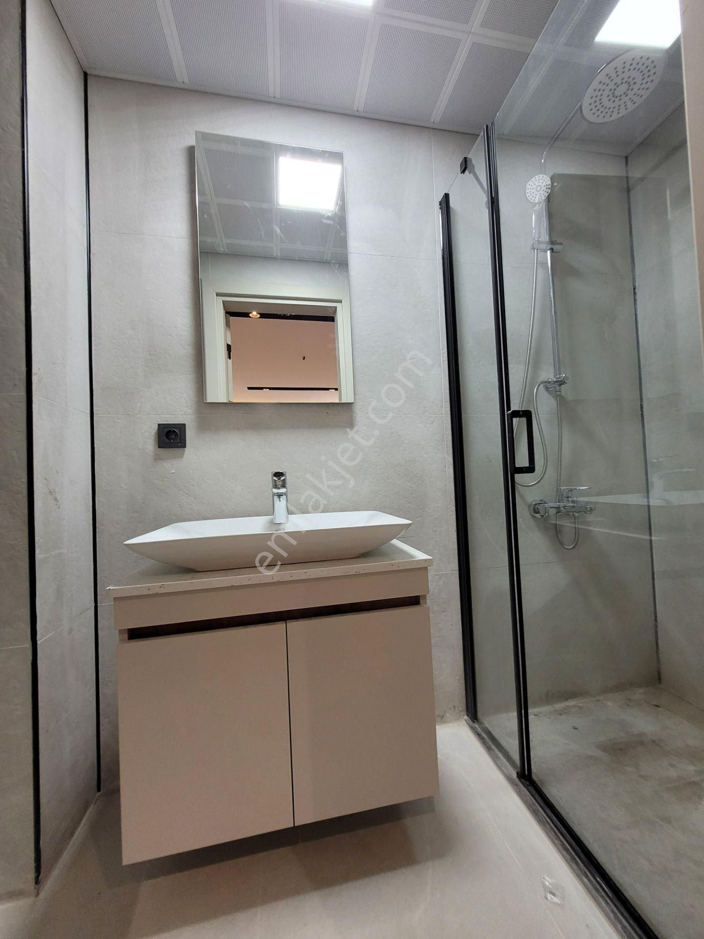 Kuşadasında Deniz Manzaralı Geniş Yeni Daireler - Görsel 13